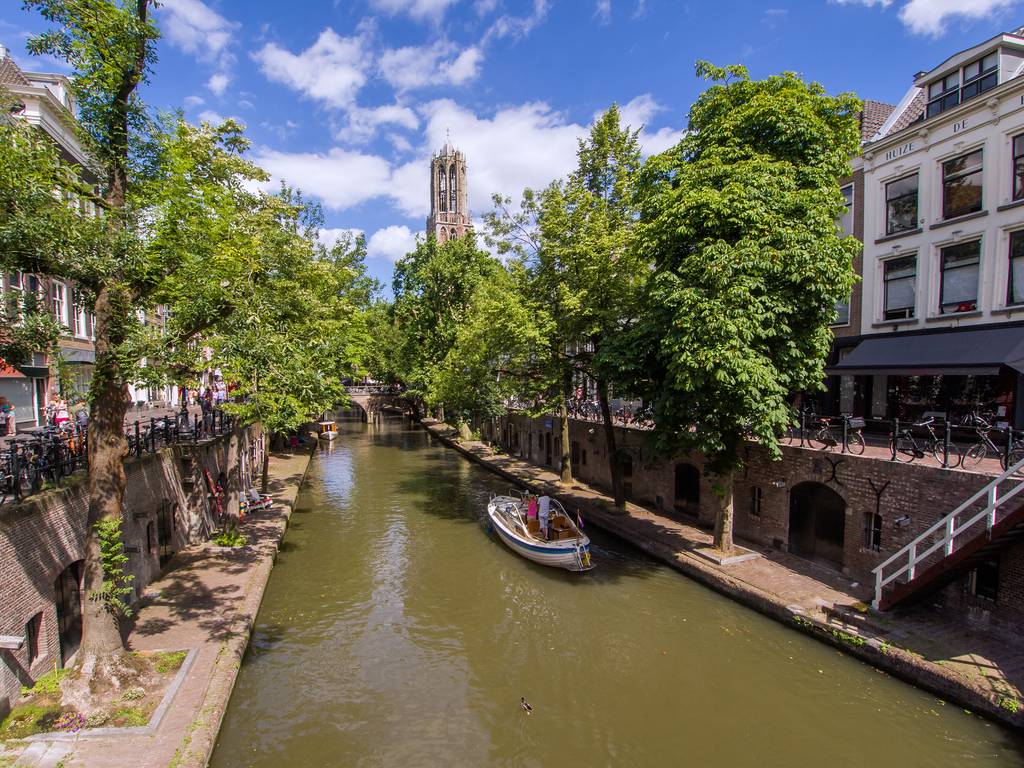 Utrecht canals Oudegracht