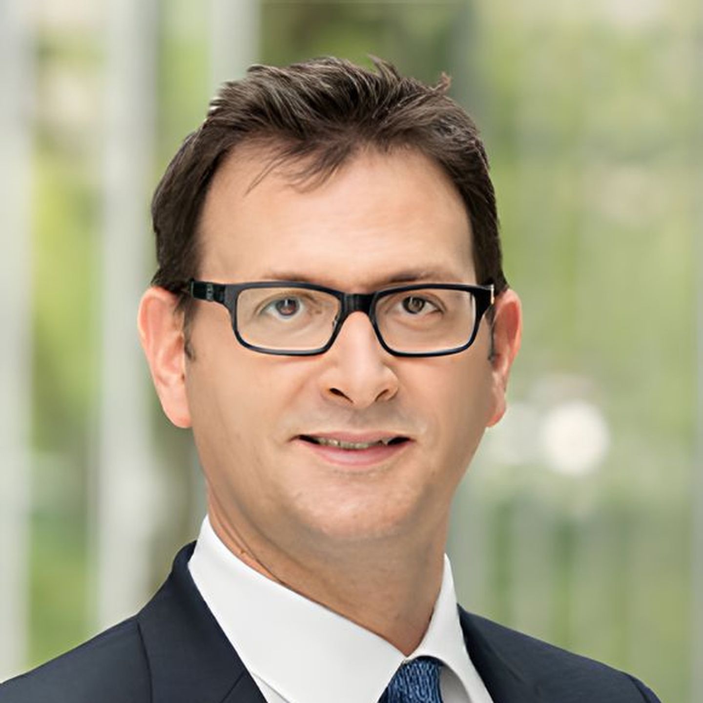 Julien Mounier (Vorstandsvorsitzender)