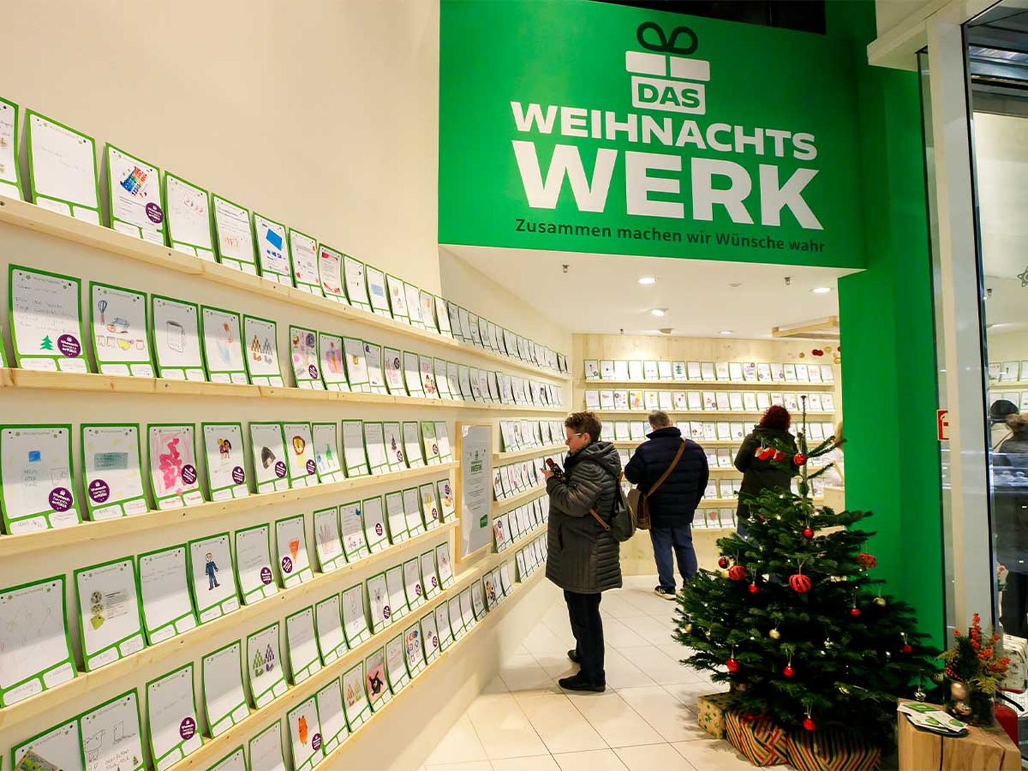 Der Weihnachtswerk Shop in den Schadow-Arkaden