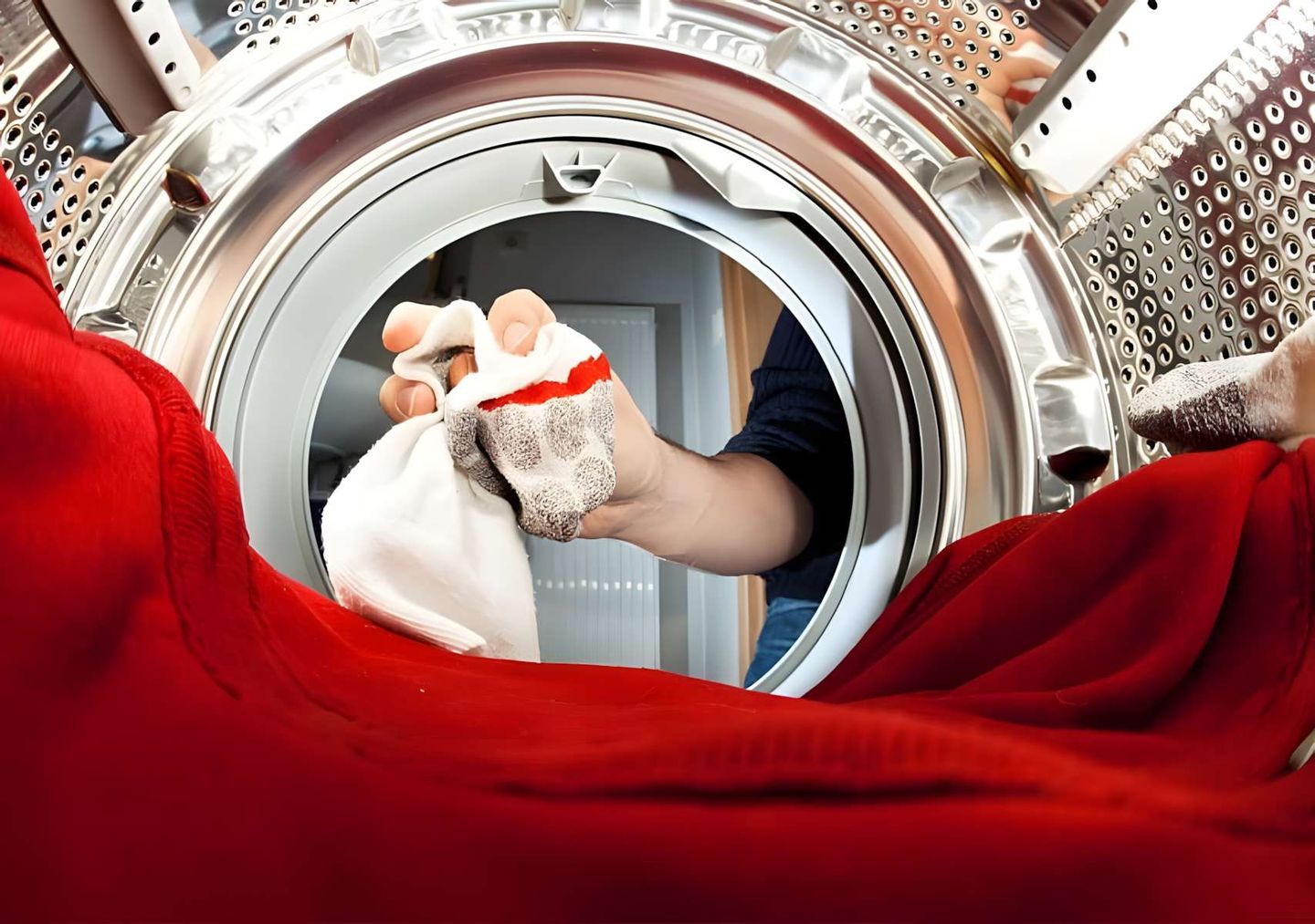 Stromverbrauch Haushaltsgeräte: Eine Waschmaschine von innen