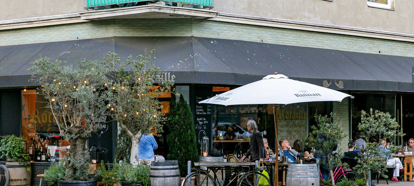 Ein Café an der Derendorfer Brücke ©Ulrik Eichentopf