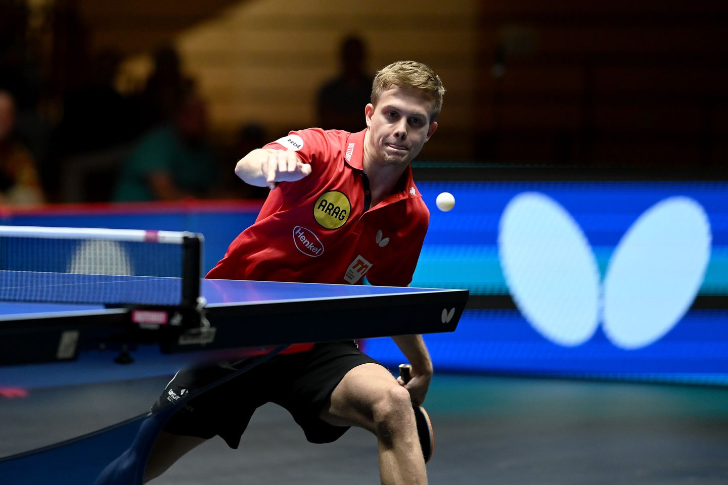 Borgar Haug von Borussia Düsseldorf an der Tischtennisplatte