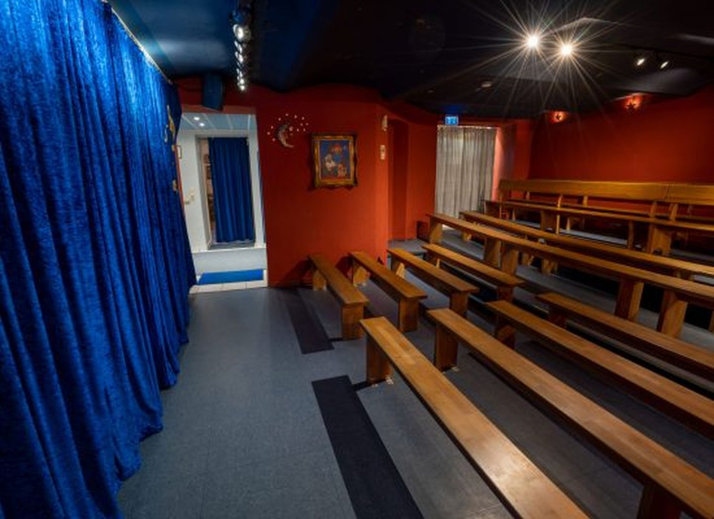 Sitzplätze im Puppentheater Düsseldorf an der Helmholtzstraße