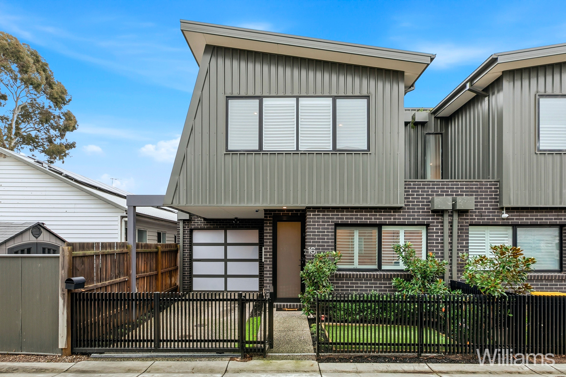 16 Dolman Lane, Newport