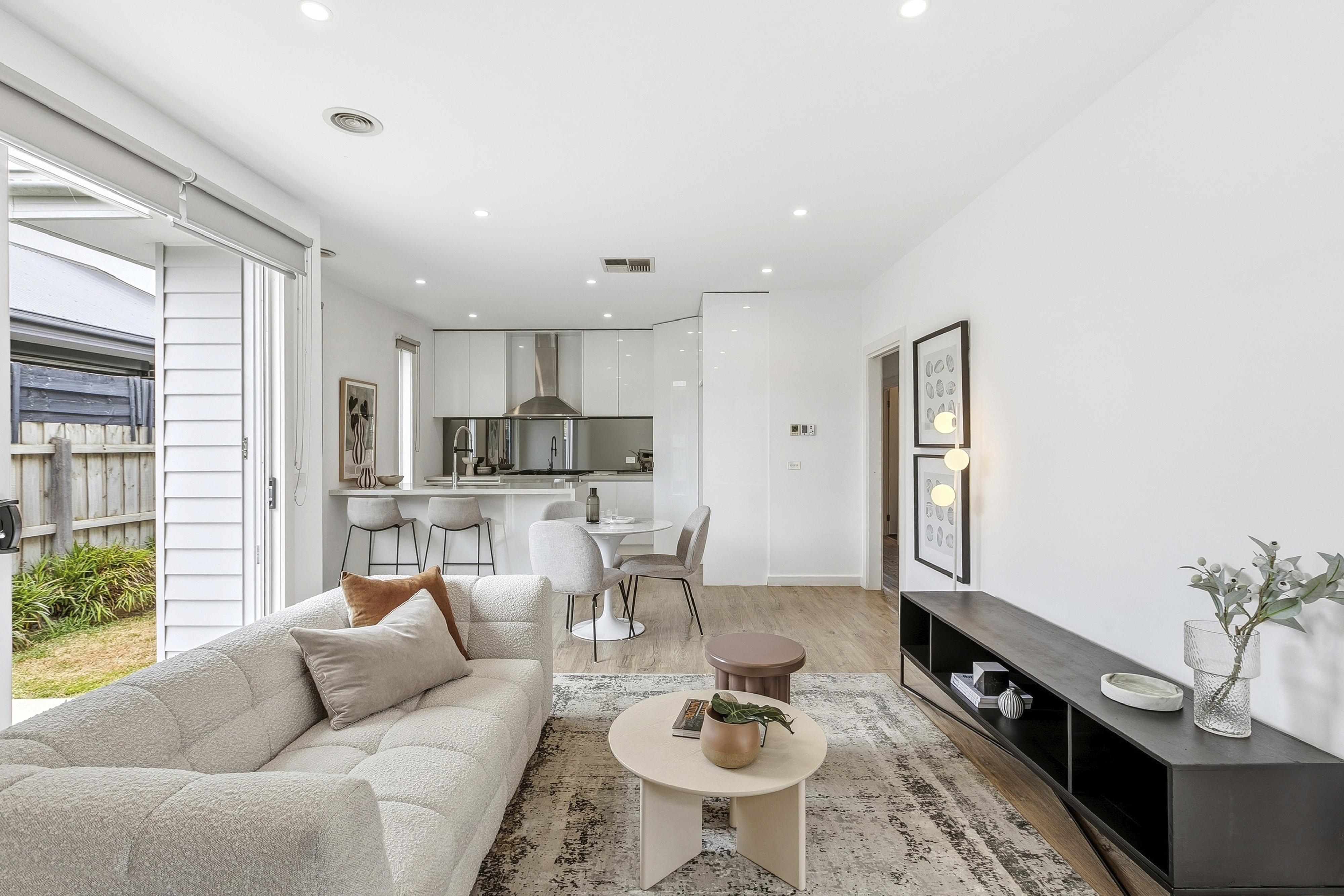 2/14 Seagull Avenue, Altona 