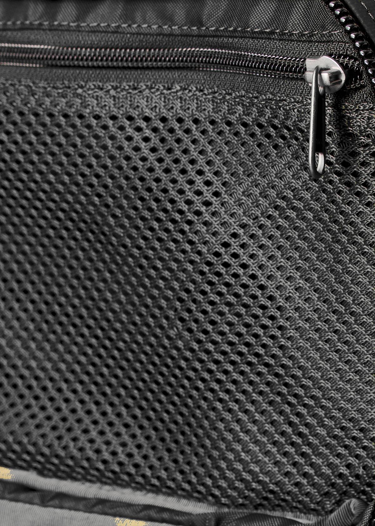 Under-lid pocket