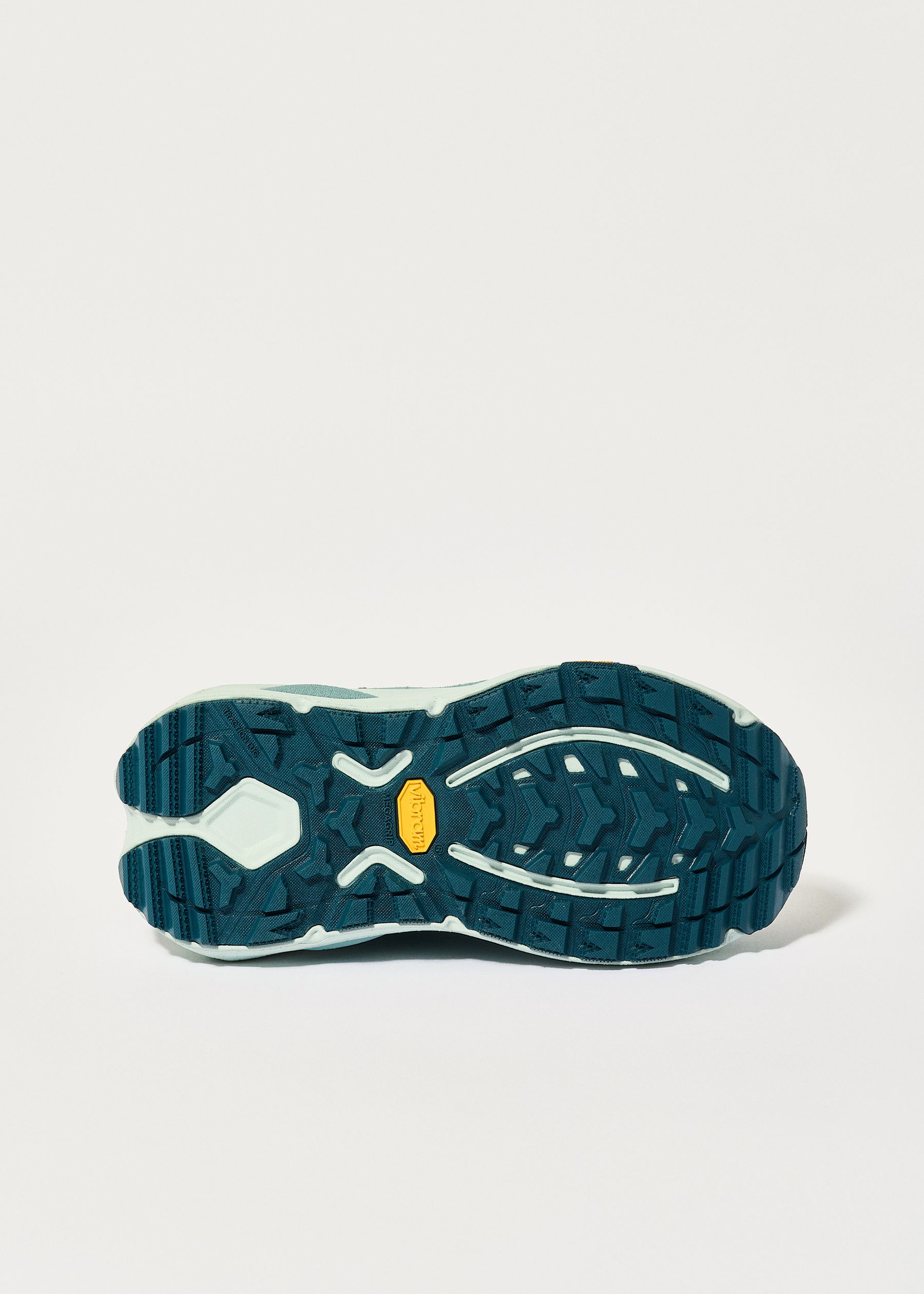 Image - 3 - Kaha 3 Low GORE-TEX Walking Shoes