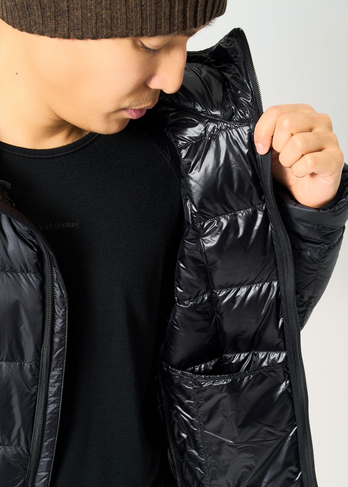 Internal drop pockets