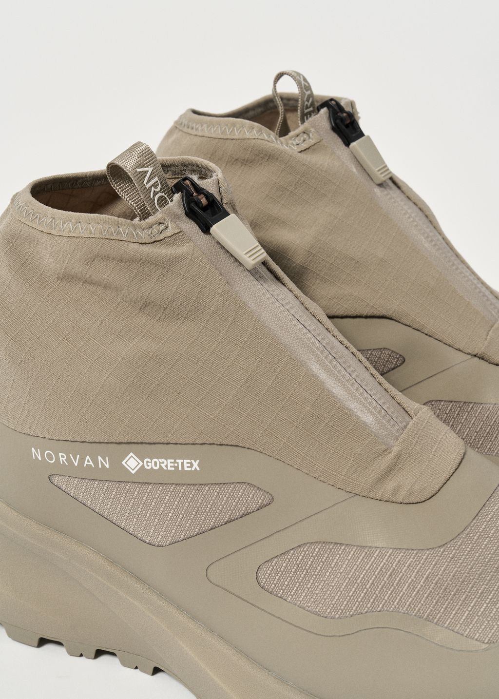 Arc'teryx Norvan GTX ベージュ ハイカット27cm arcteryx-2025-footwear-