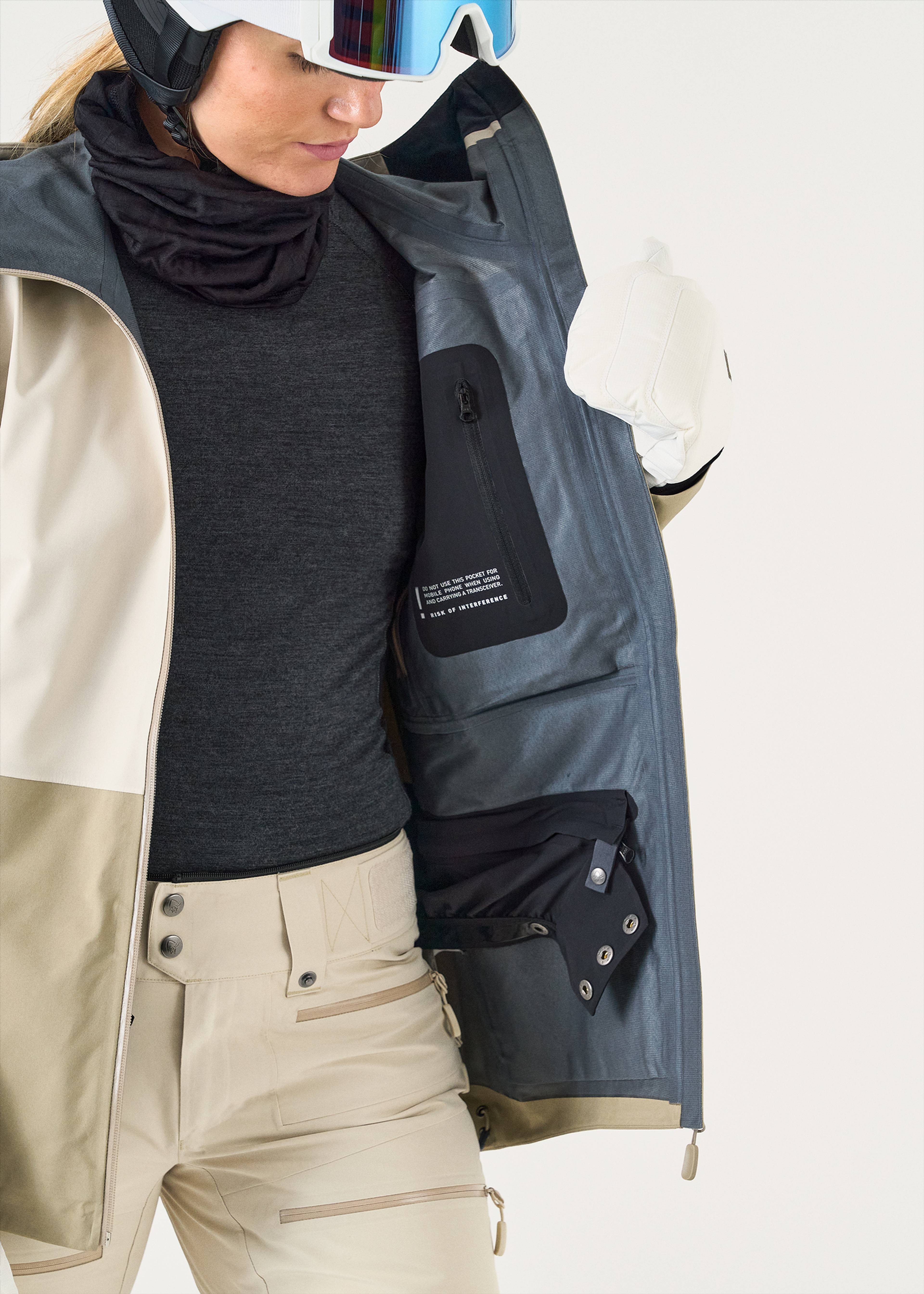 Norrona Lofoten GORE-TEX 3L Jacket