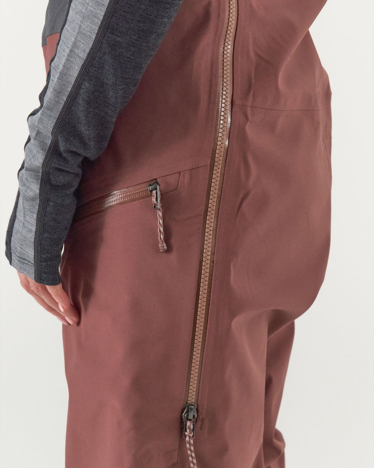 Deep Leg Venting Zips