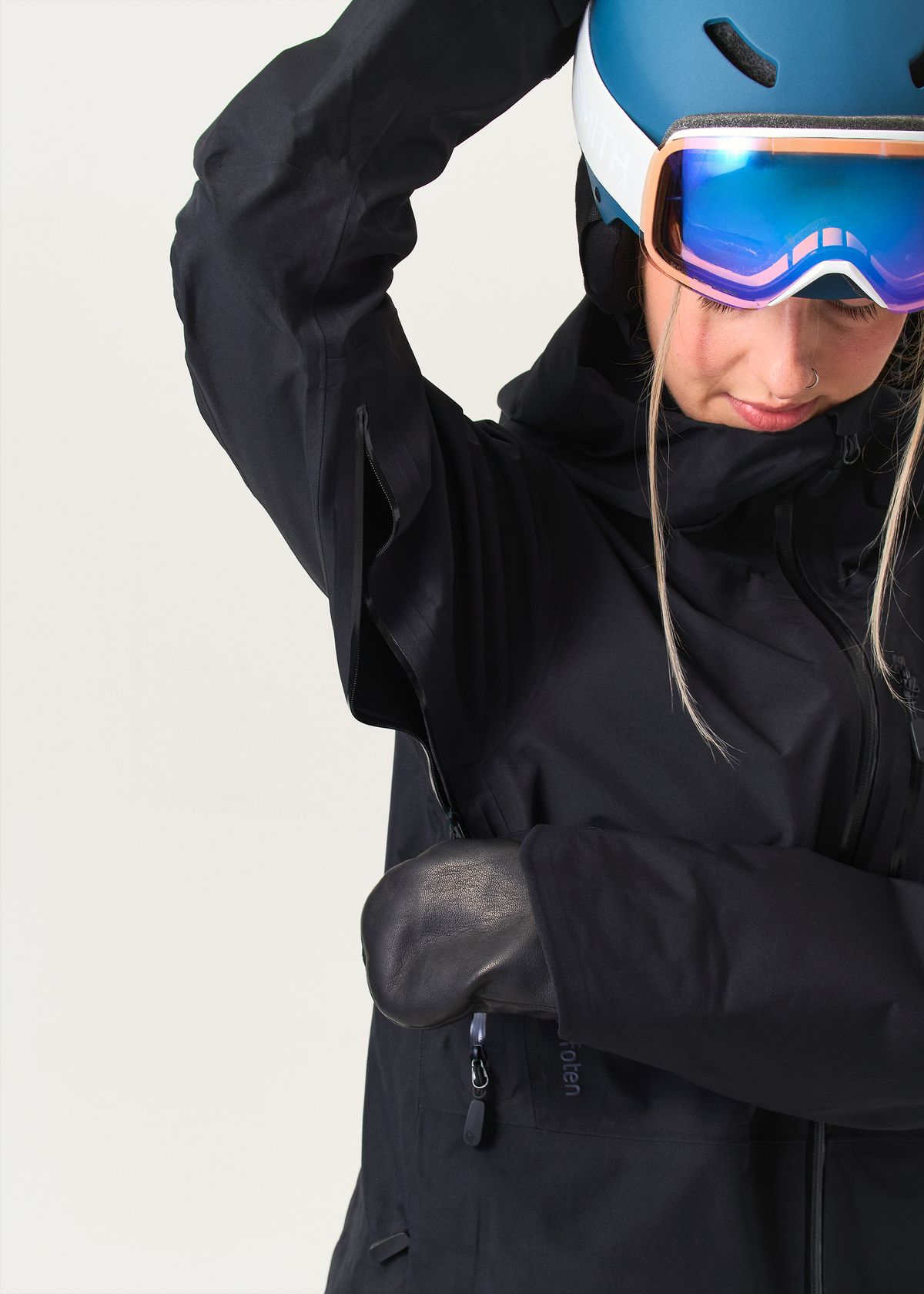 Underarm Venting Zips