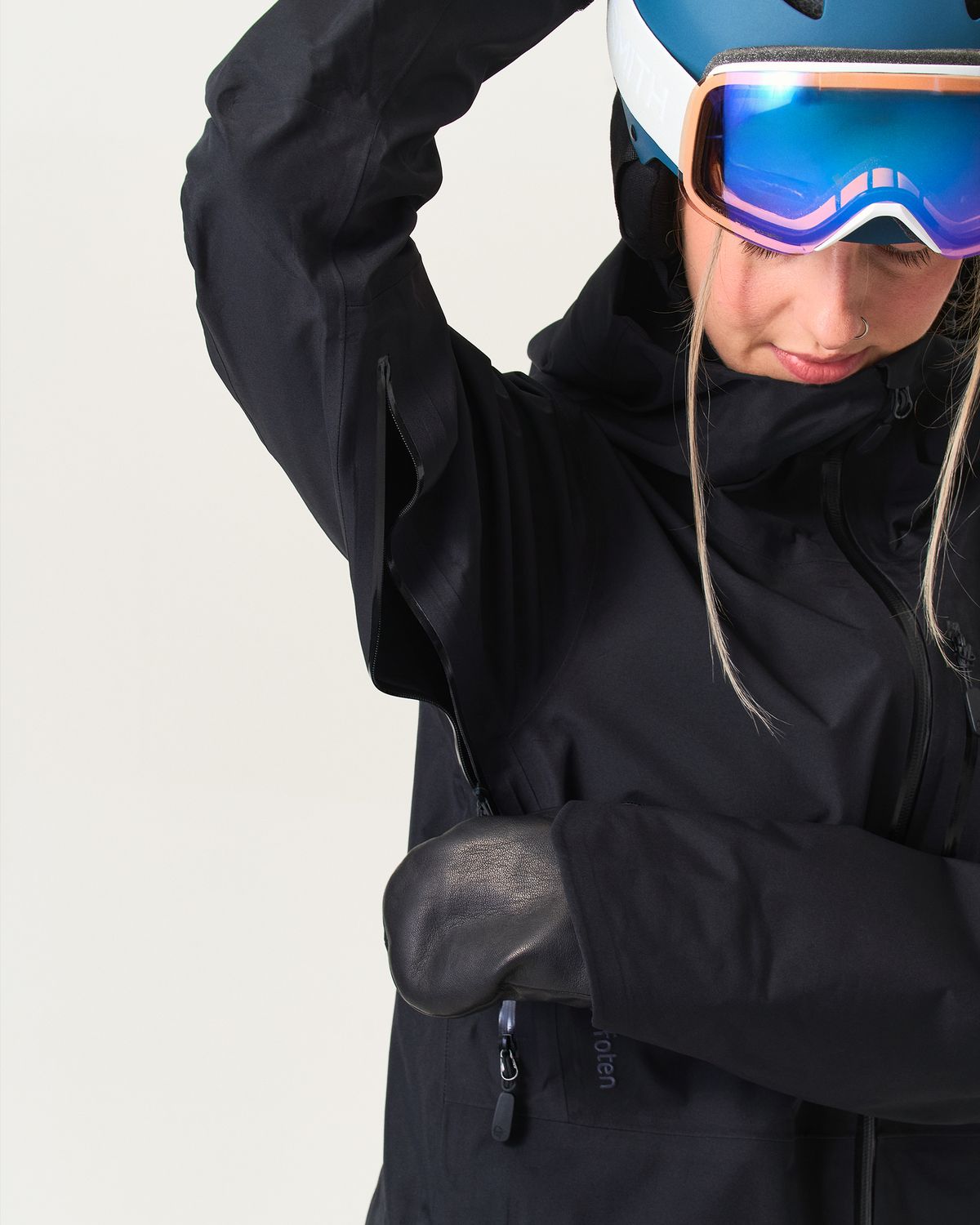 Underarm Venting Zips