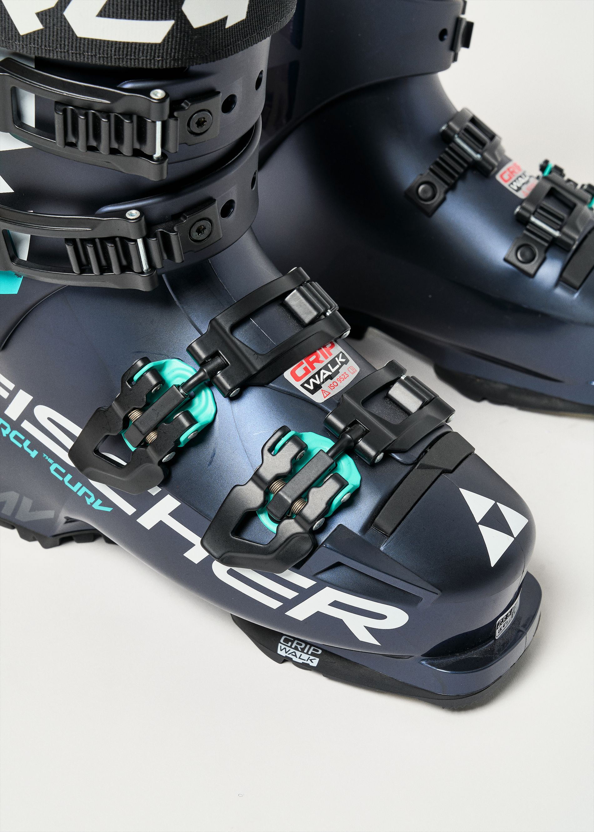 Fischer RC4 The Curv 105 Vacuum Walk Ski Boots 2022