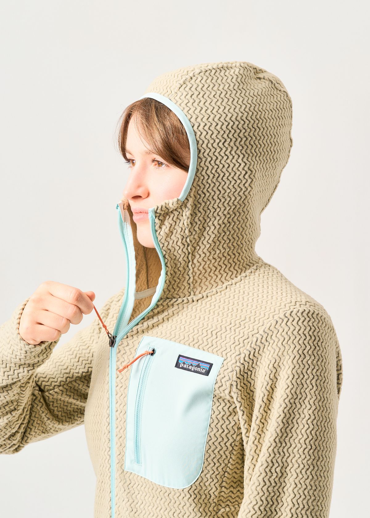 Low-profile hood