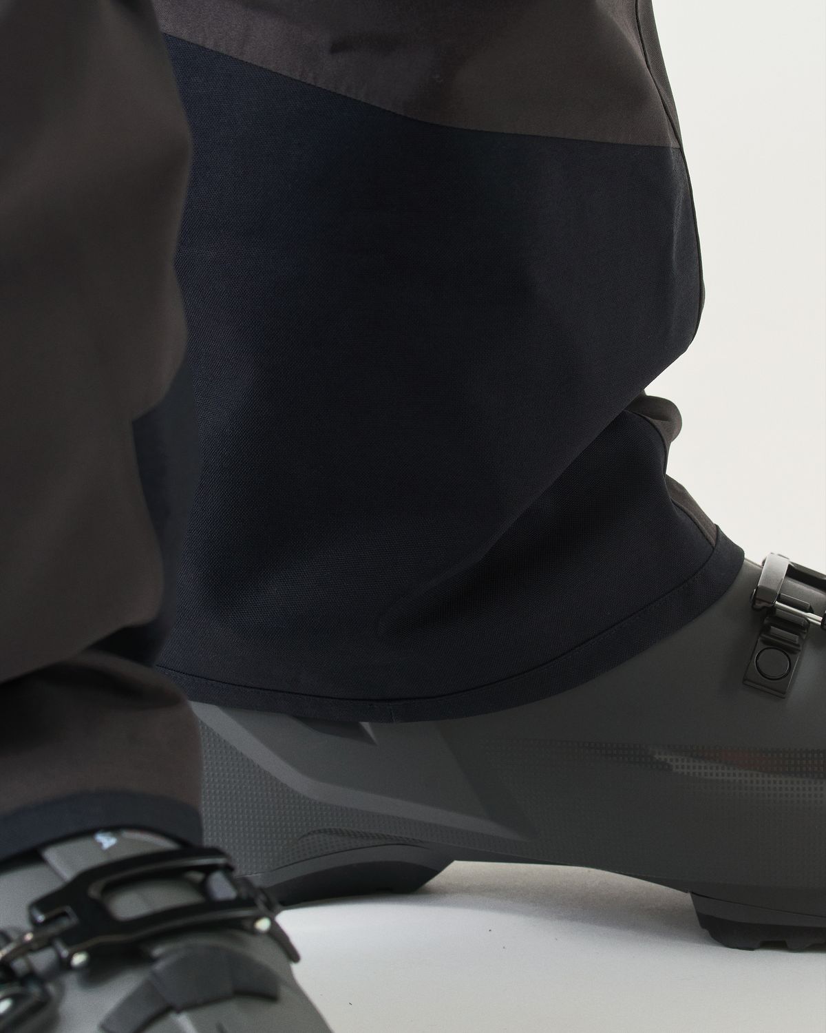 Lower leg reinforcement