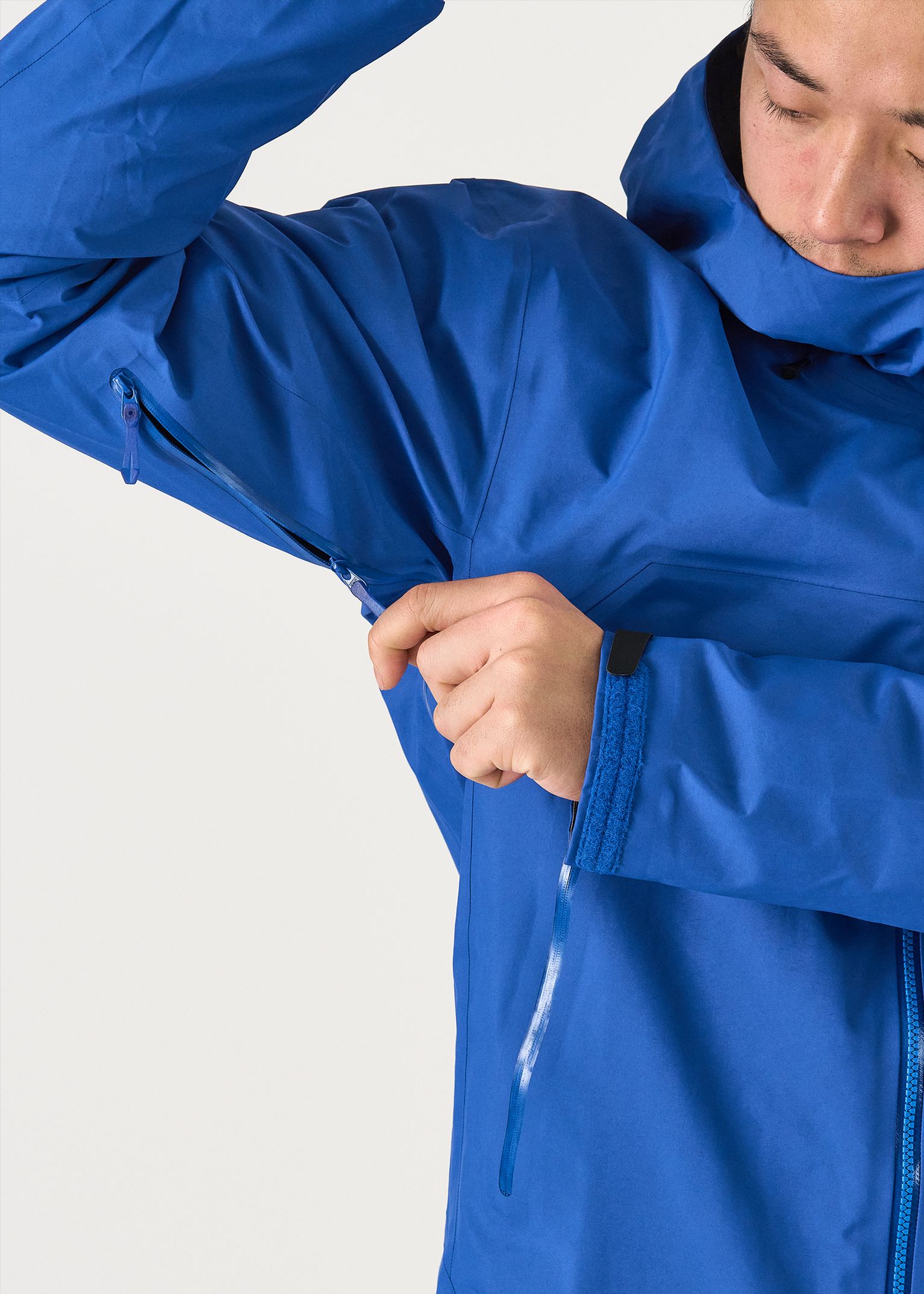 Two-way pit zips