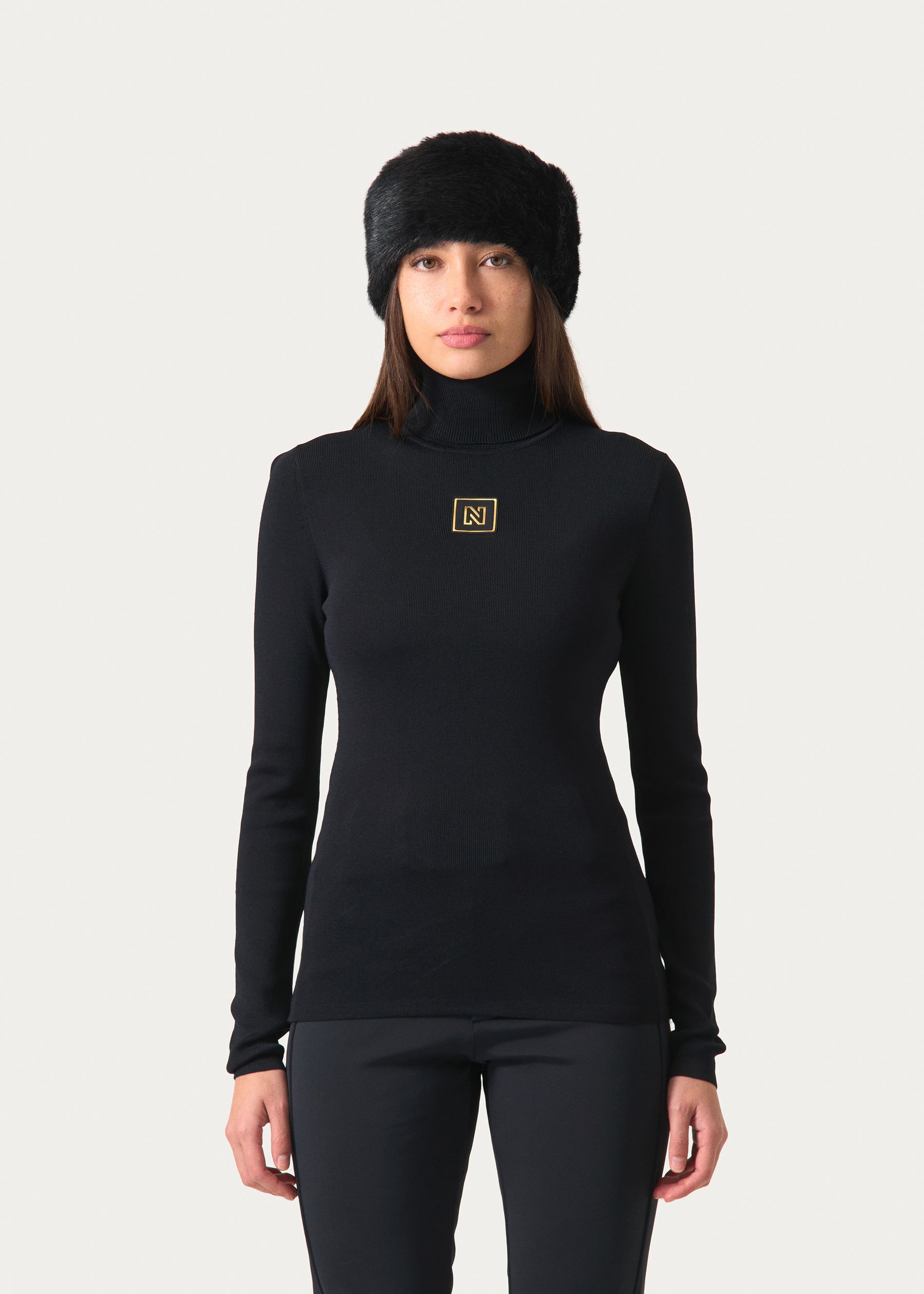 Image - 1 - Noroton Turtleneck