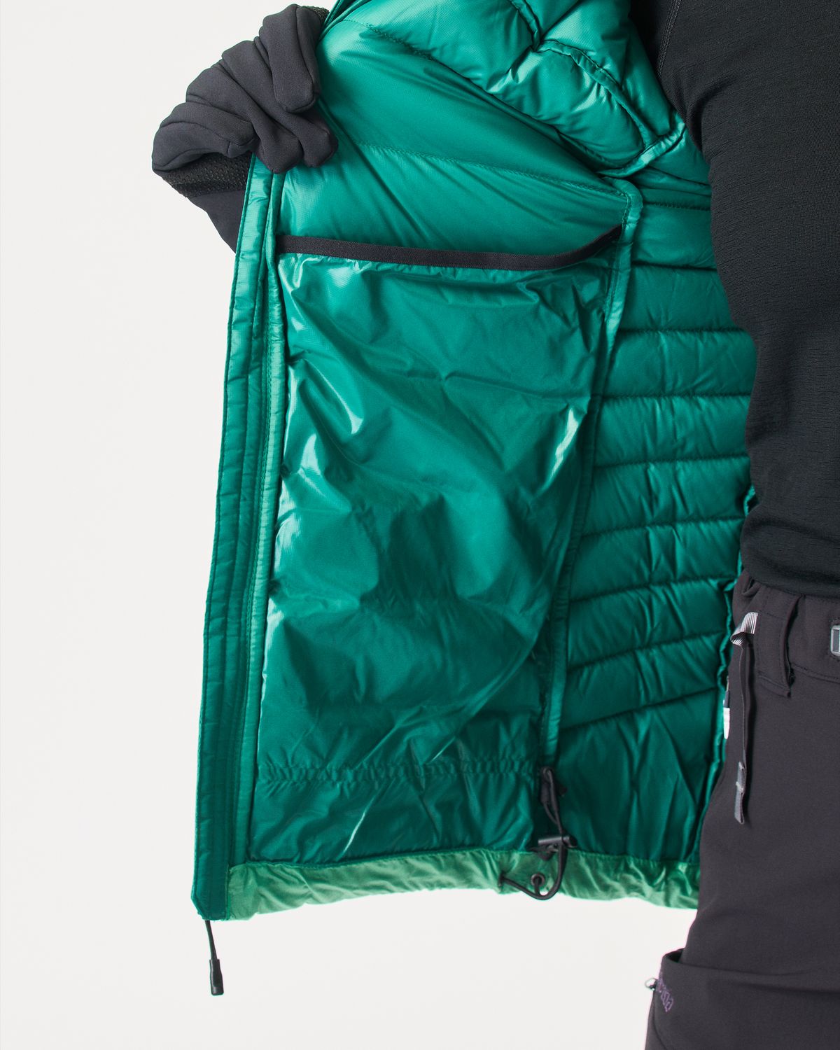 Internal drop pockets