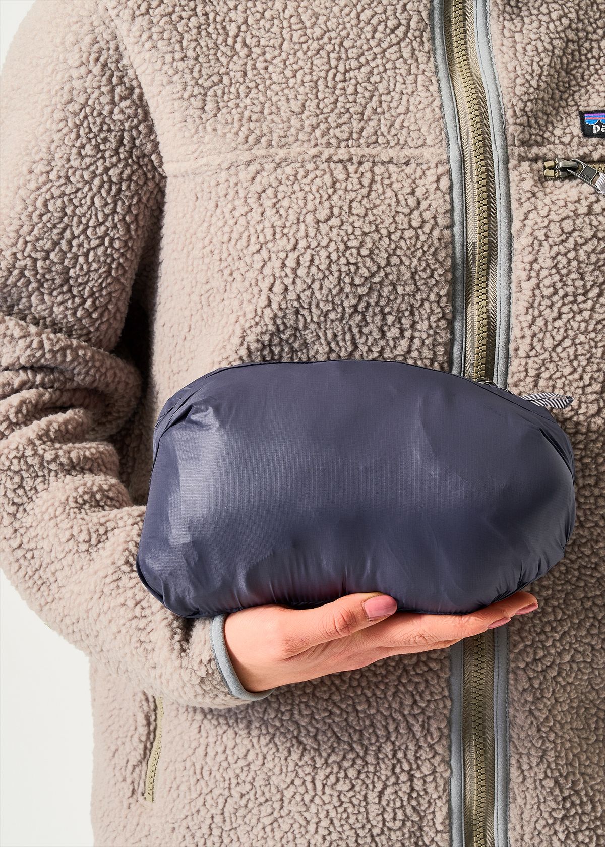  Internal zipped chest pocket 