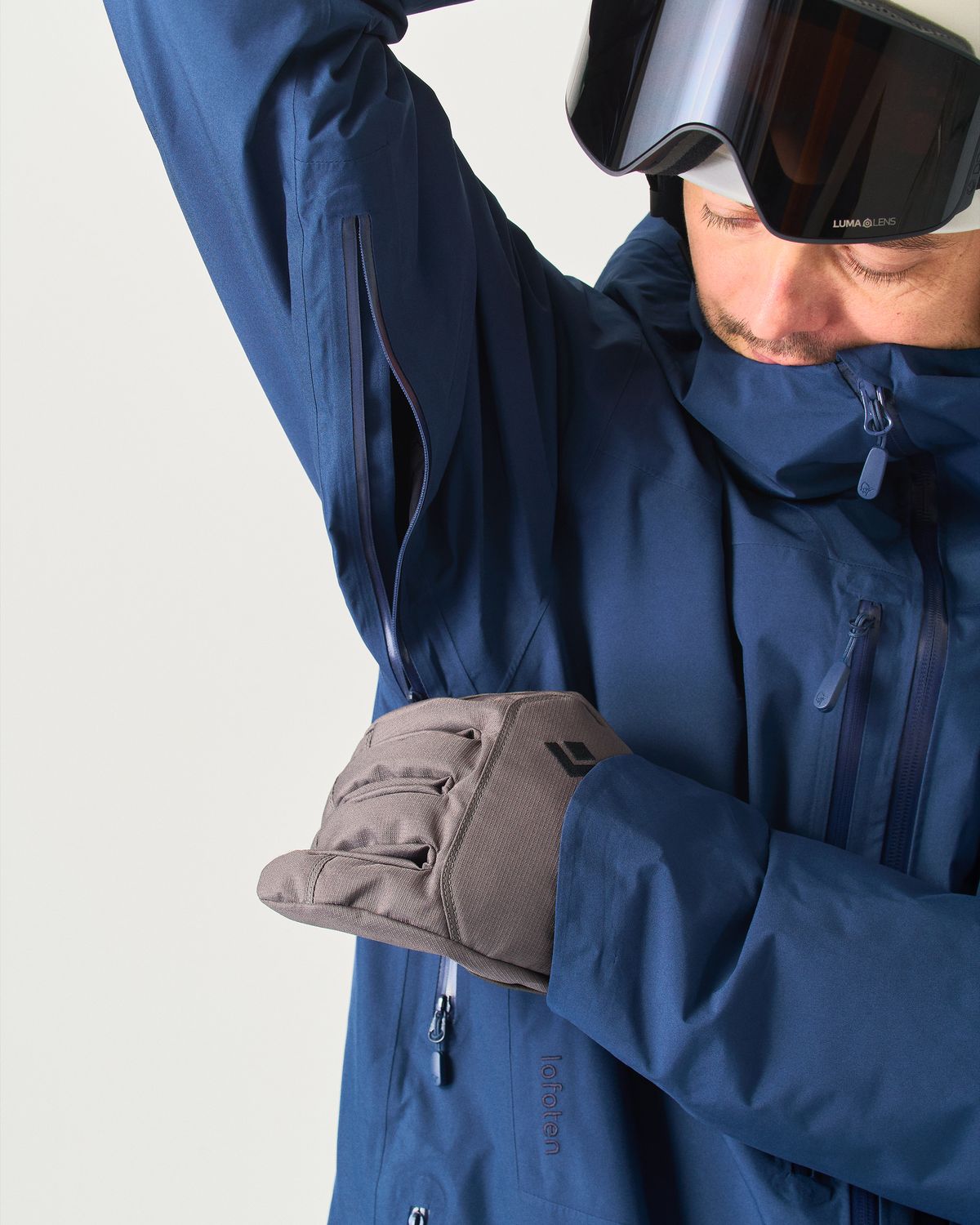 Underarm Venting Zips