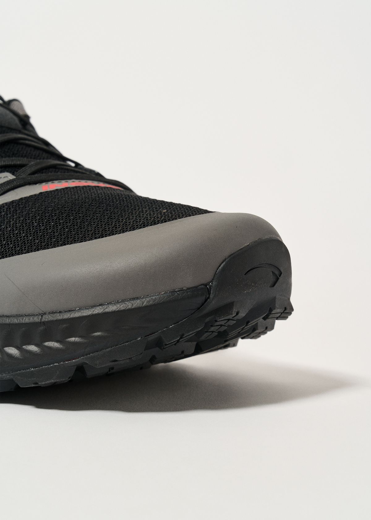 Graphene Grip outsole