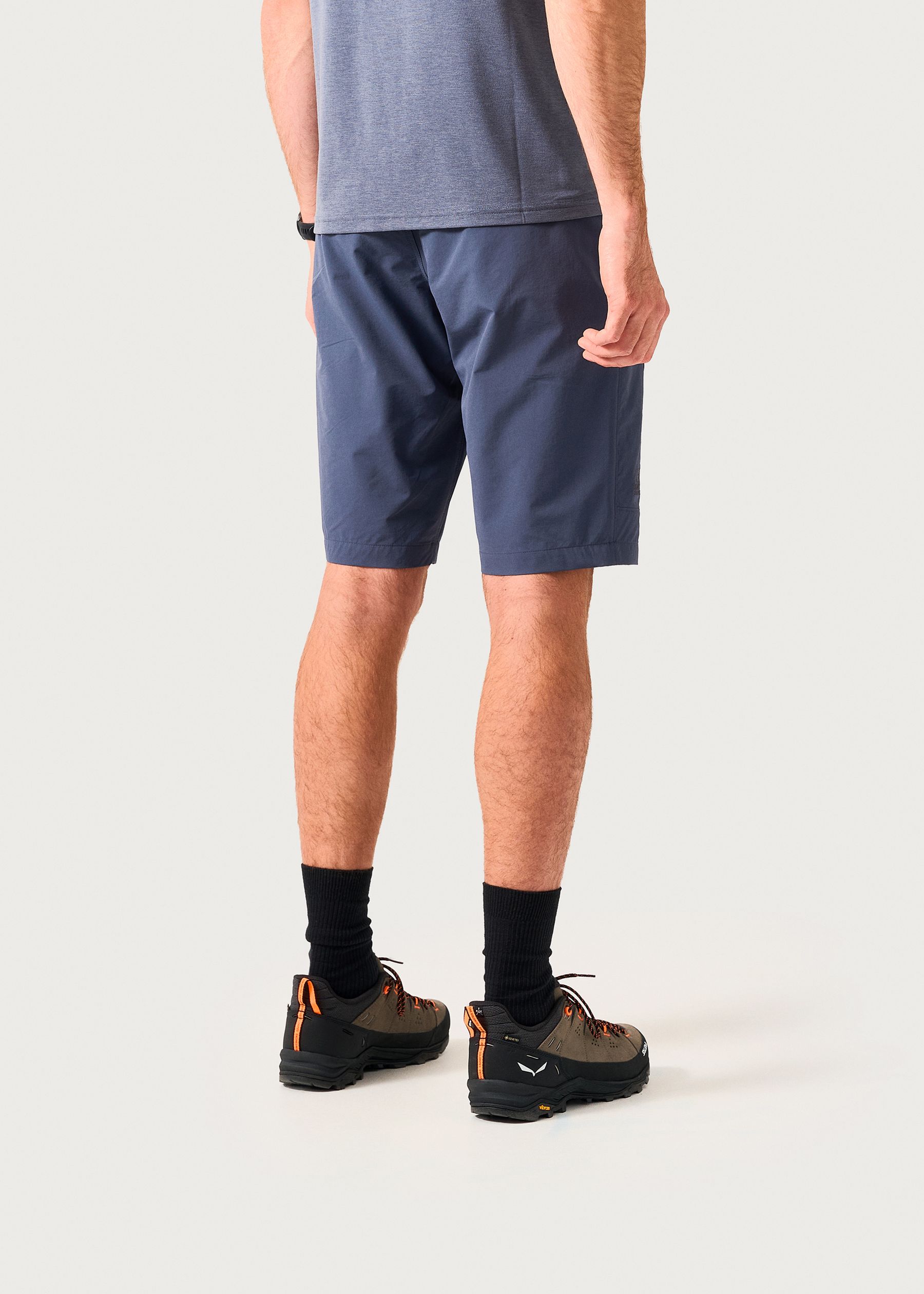 Image - 3 - Comici Shorts