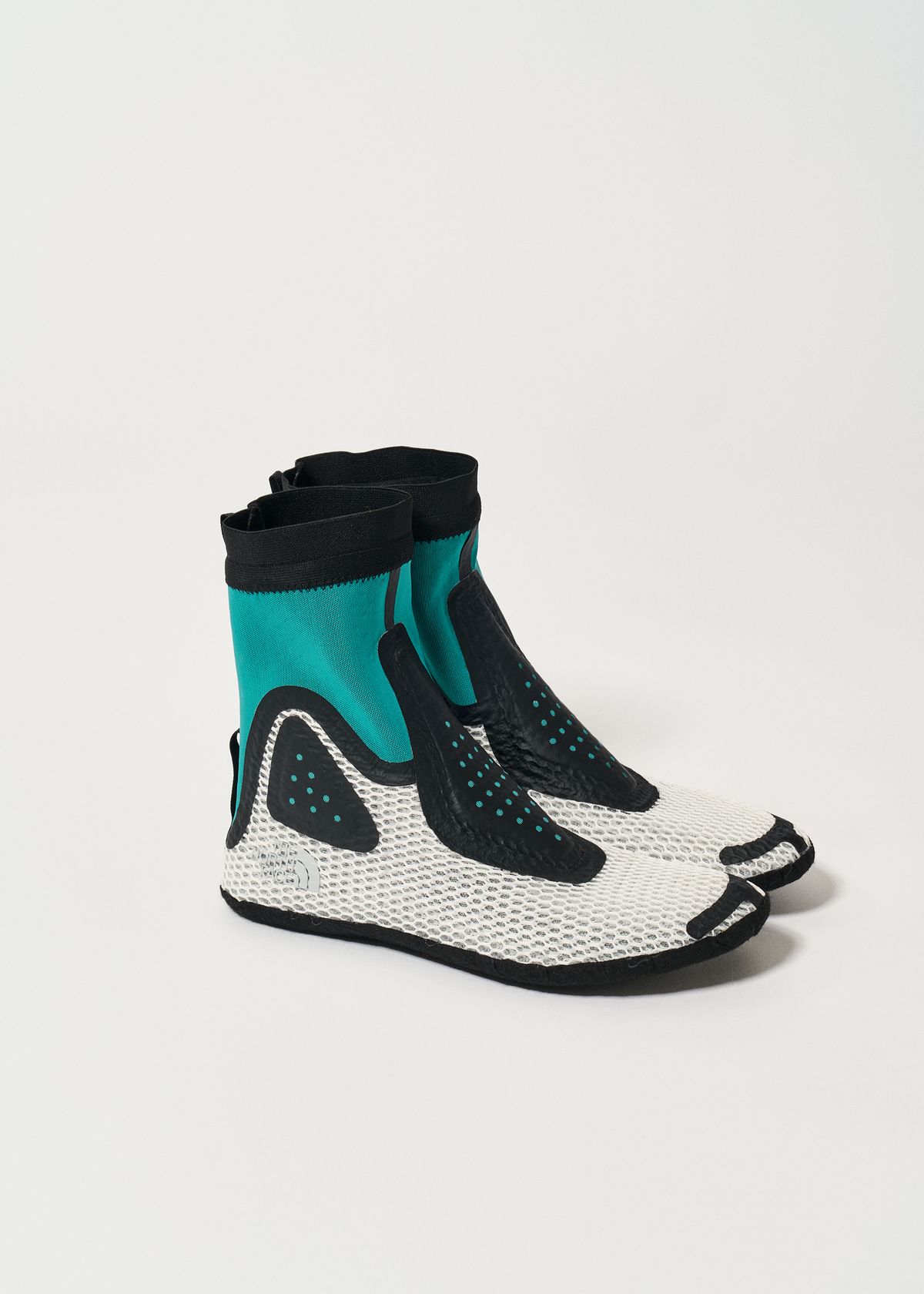 FUTURELIGHT waterproof protection