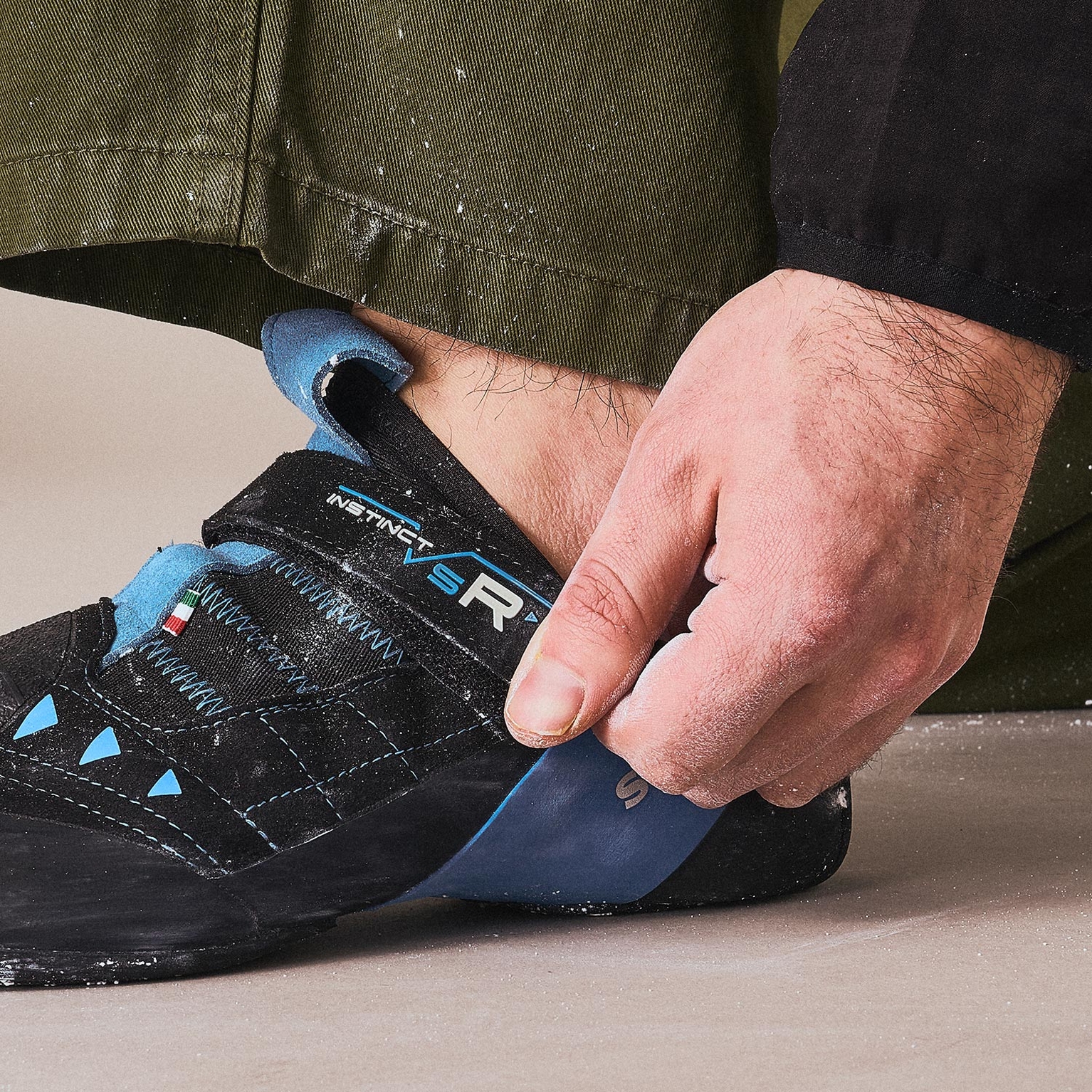 Image of How should your climbing shoes fit