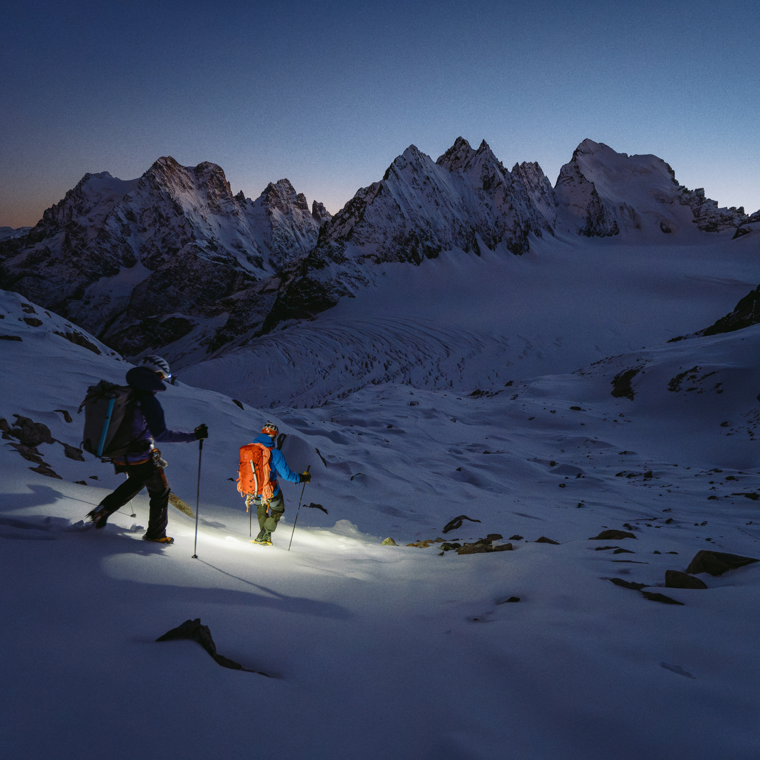 Image of Mountaineering Clothing Buying Guide