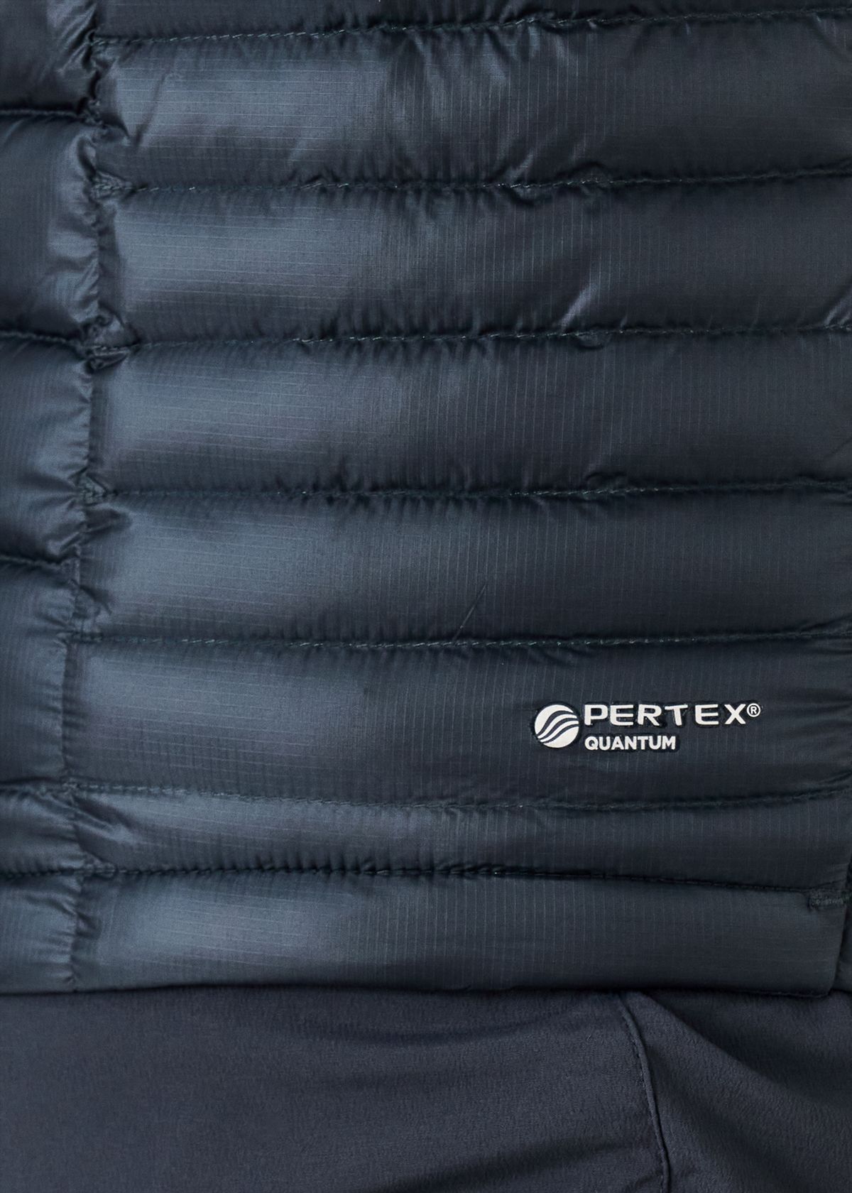   Pertex Quantum outer 