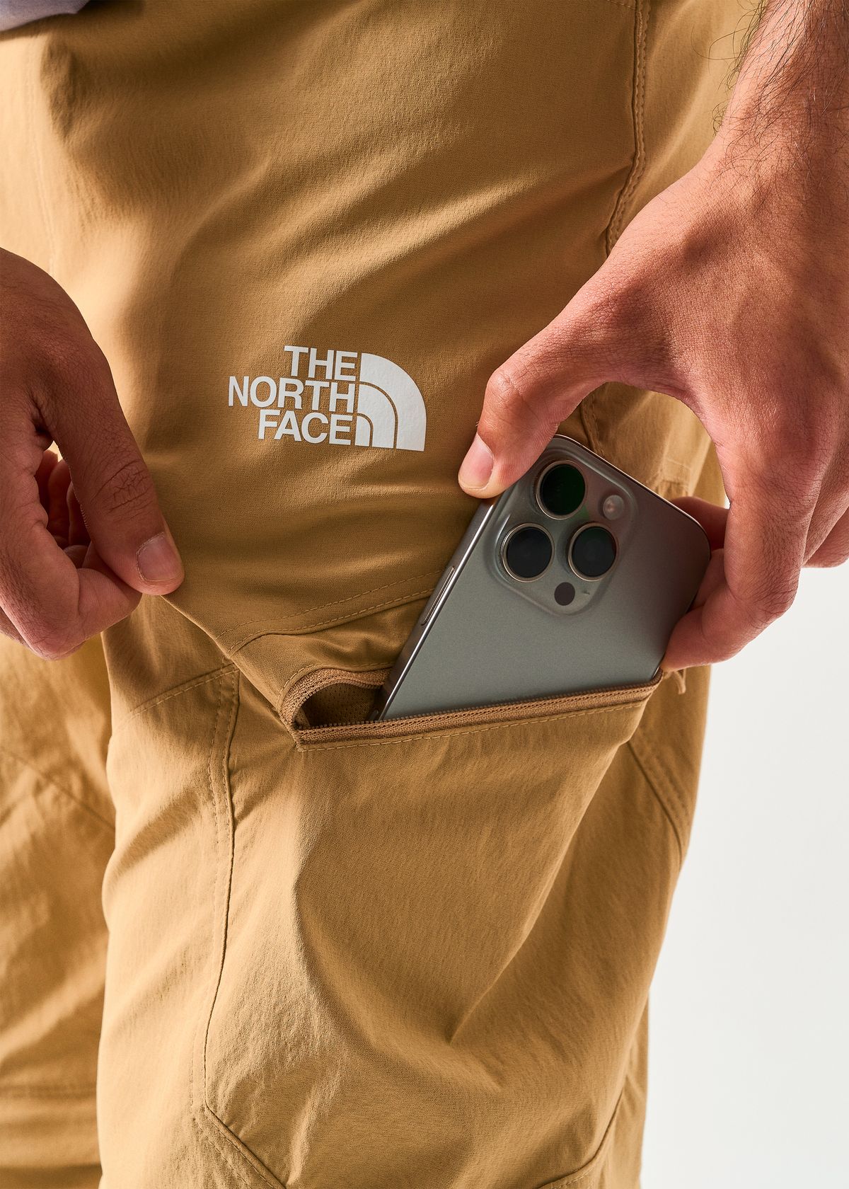 Zipped thigh pockets
