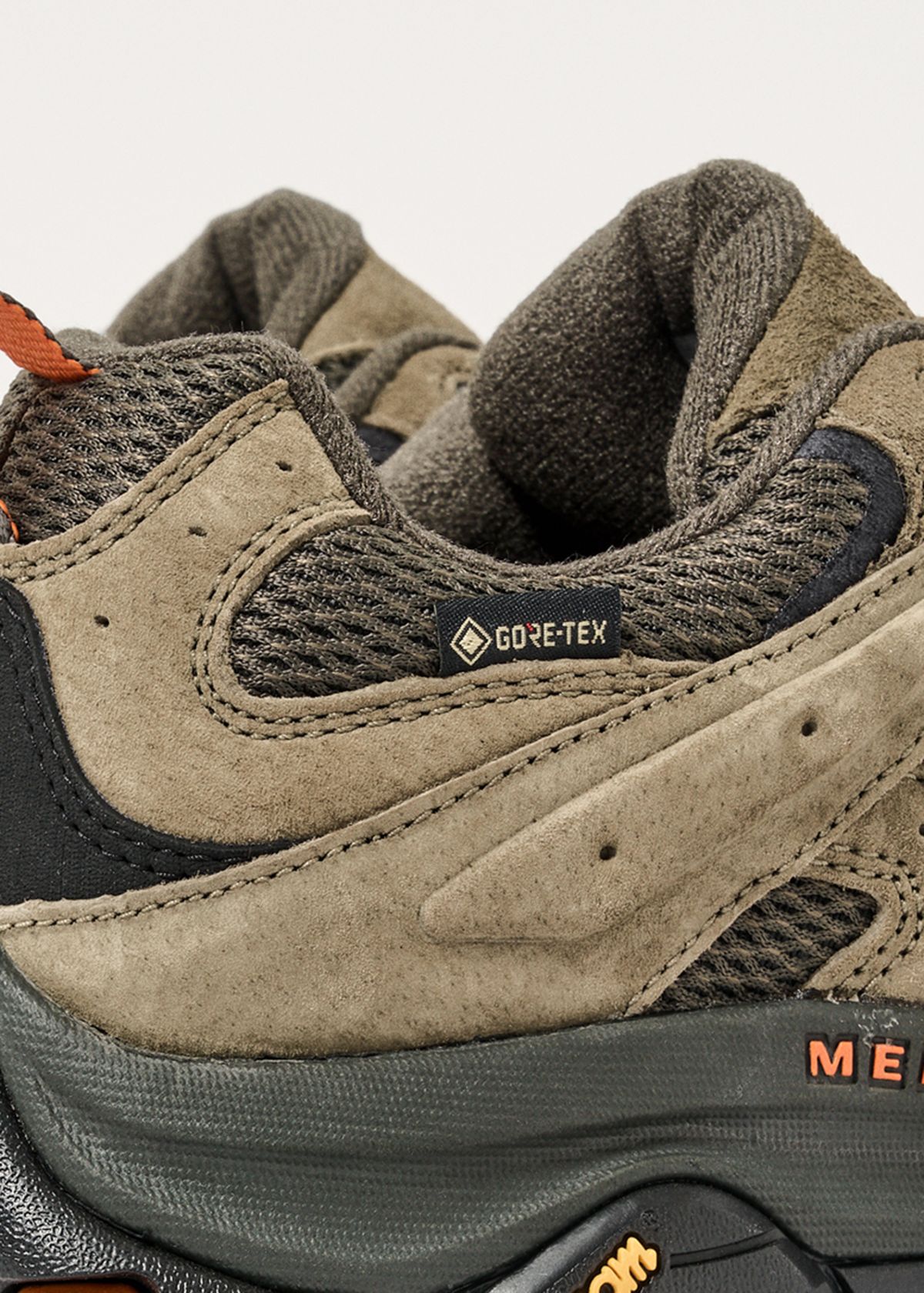 GORE-TEX waterproof protection