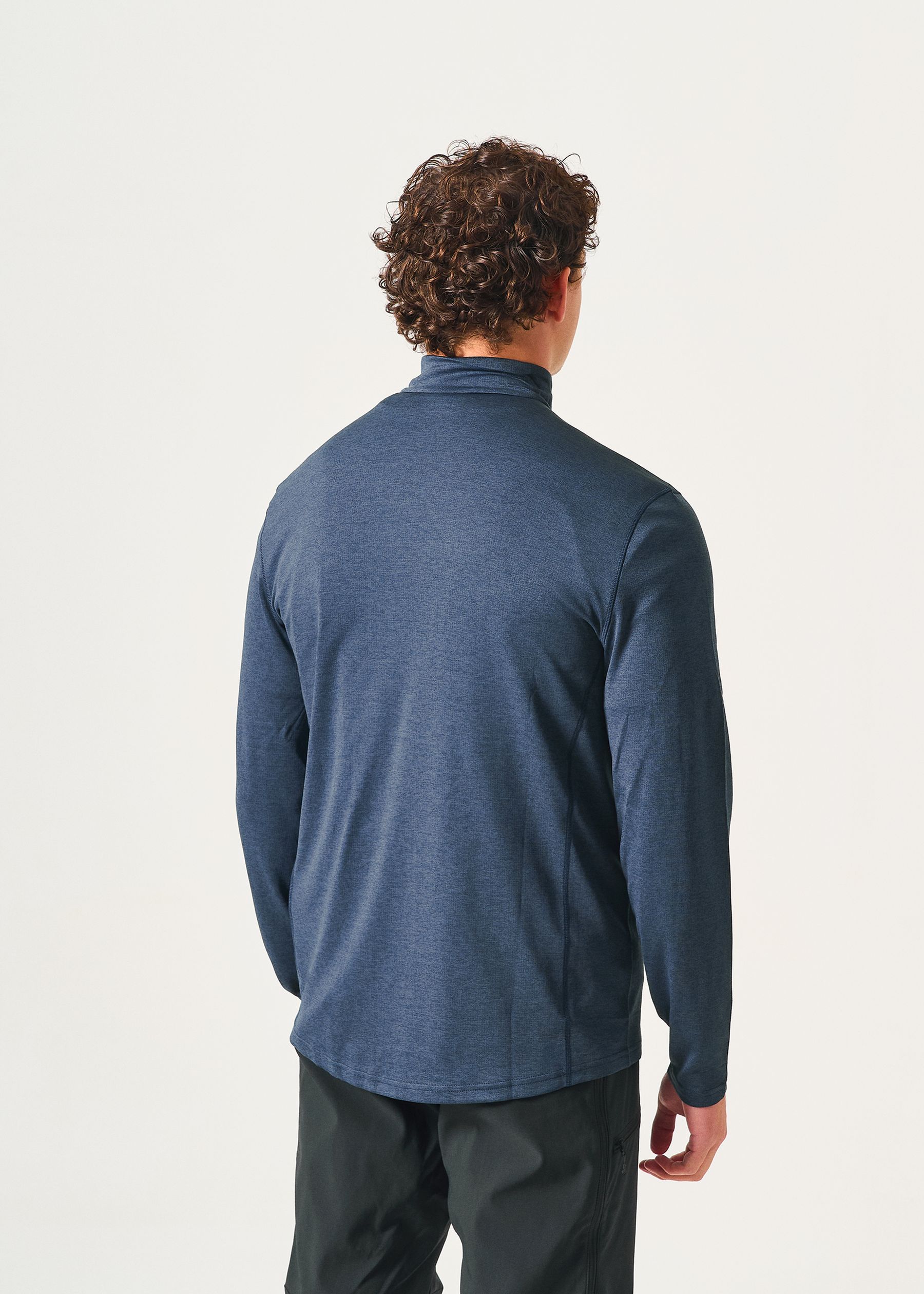 Image - 3 - Dart Long Sleeved Zip Neck