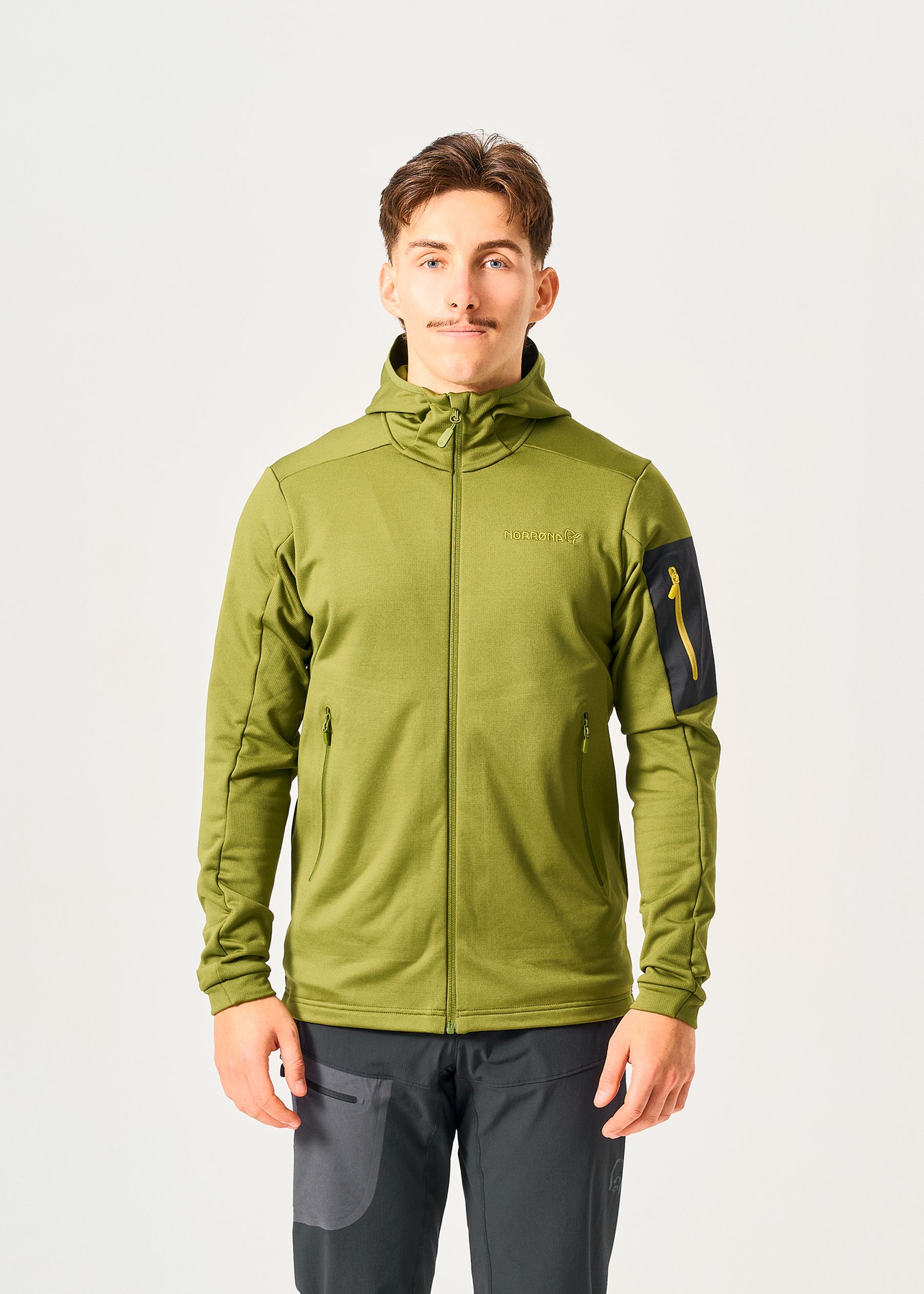 Image - 1 - Falketind Warm2 Stretch Hoody