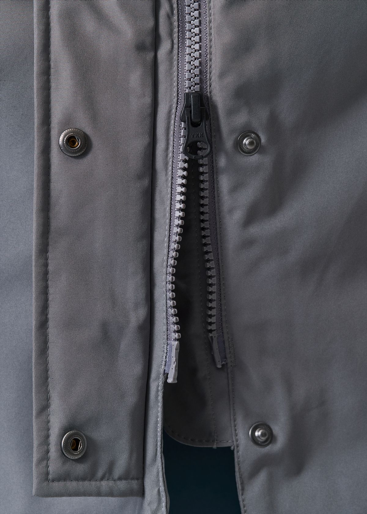 Two-way front zip