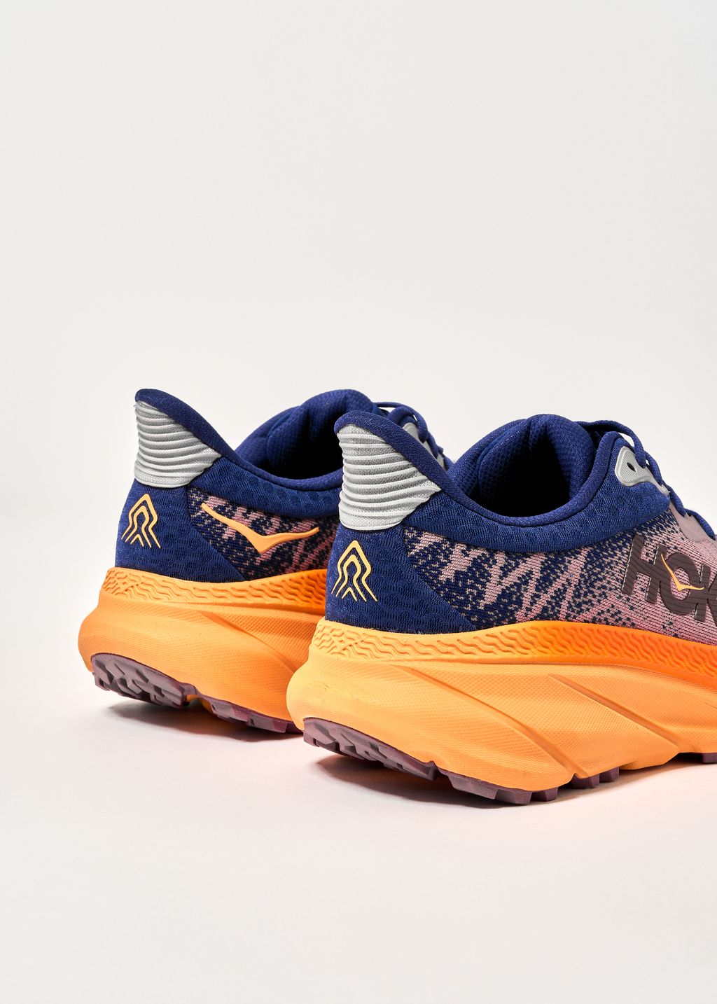 HOKA Challenger 7 Trail Running Shoes