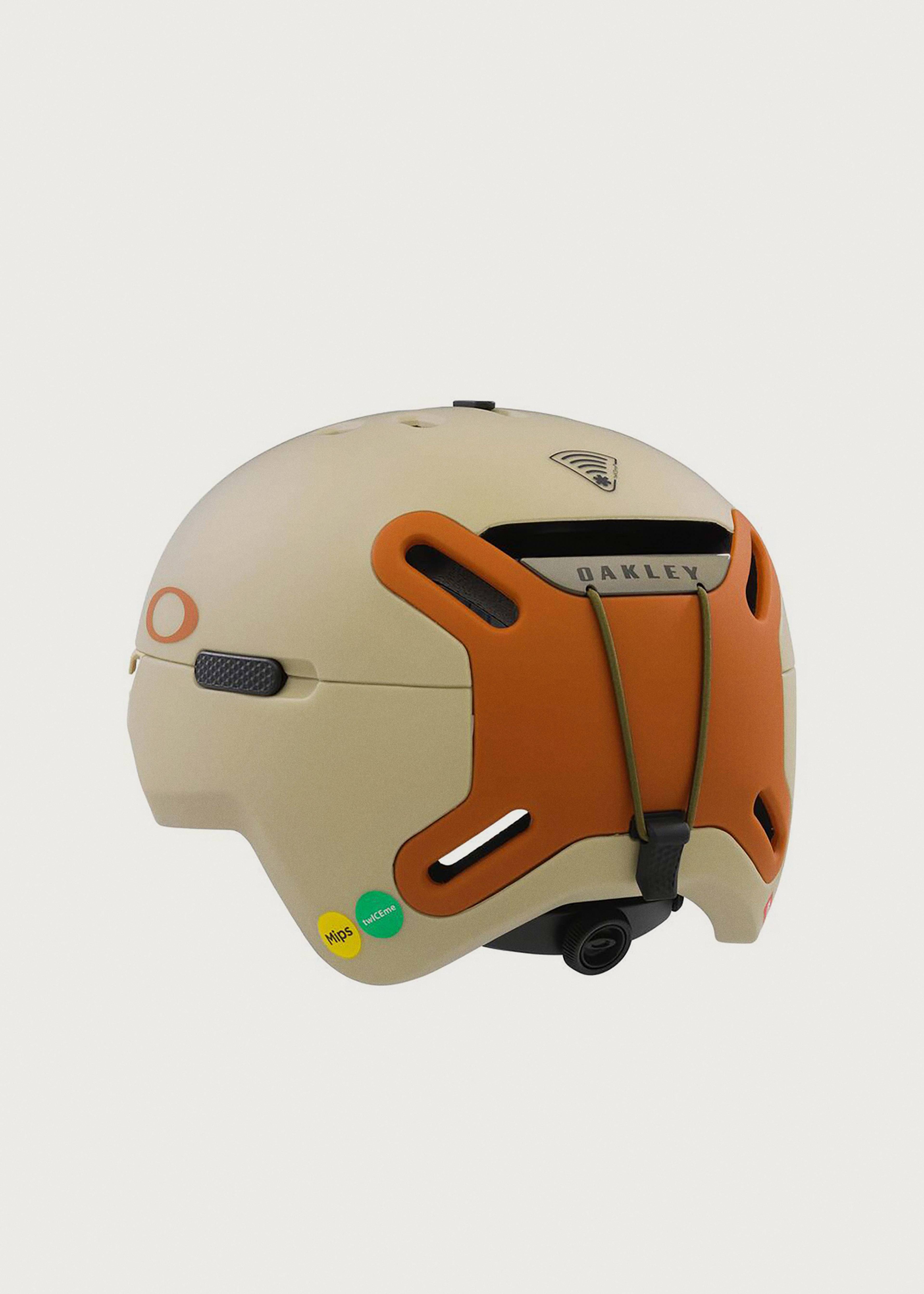 Oakley MOD BC MIPS Helmet
