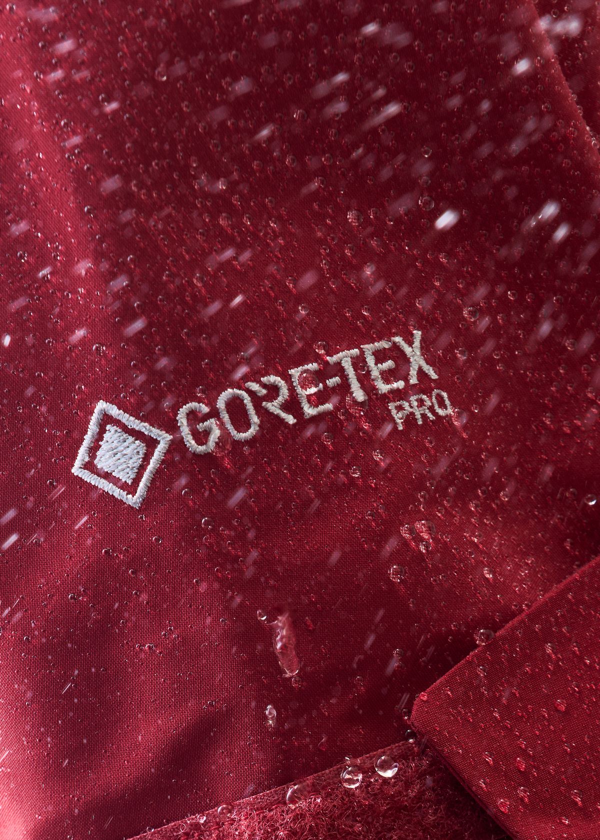 GORE-TEX Pro ePE waterproof protection
