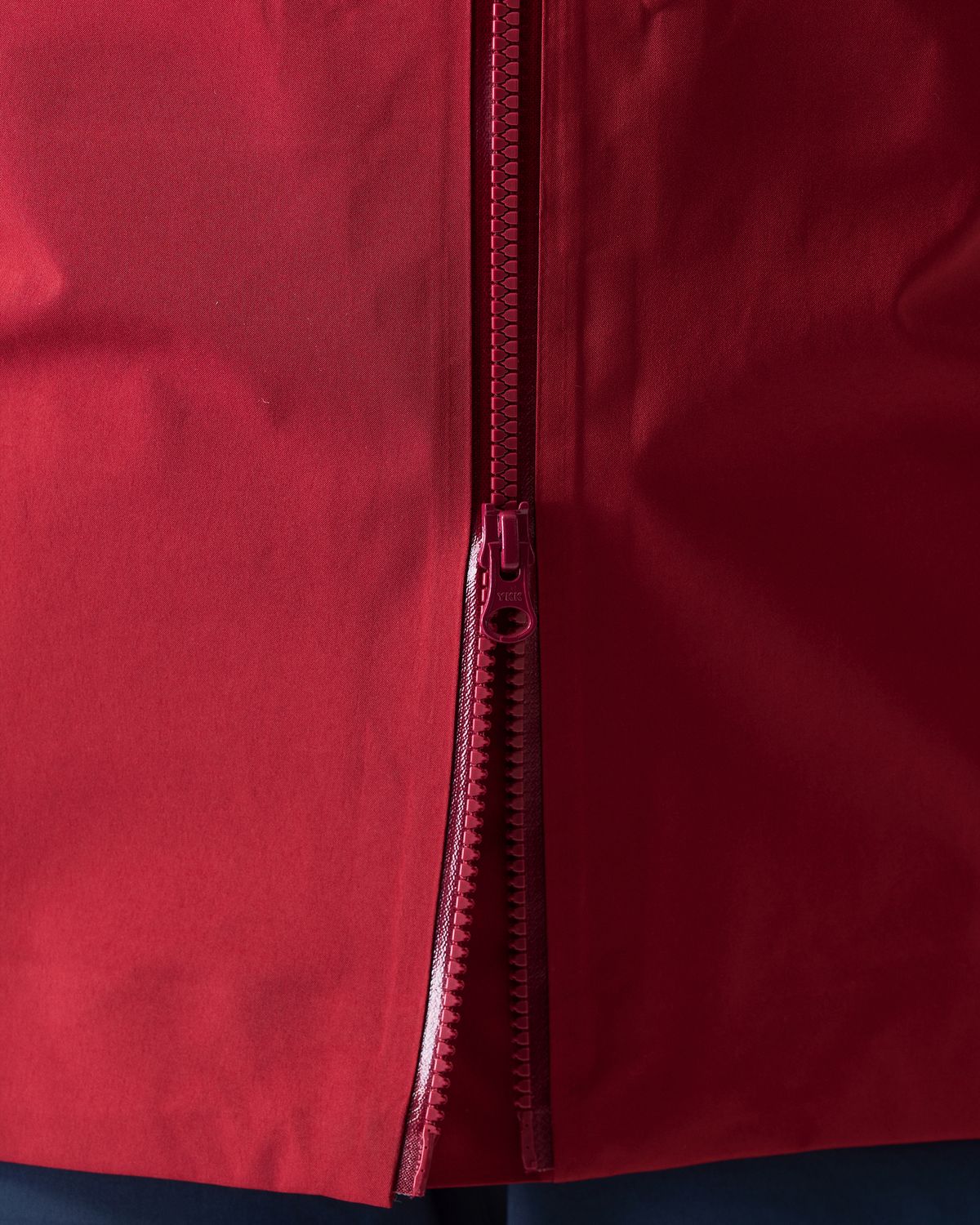 Two-way front zip