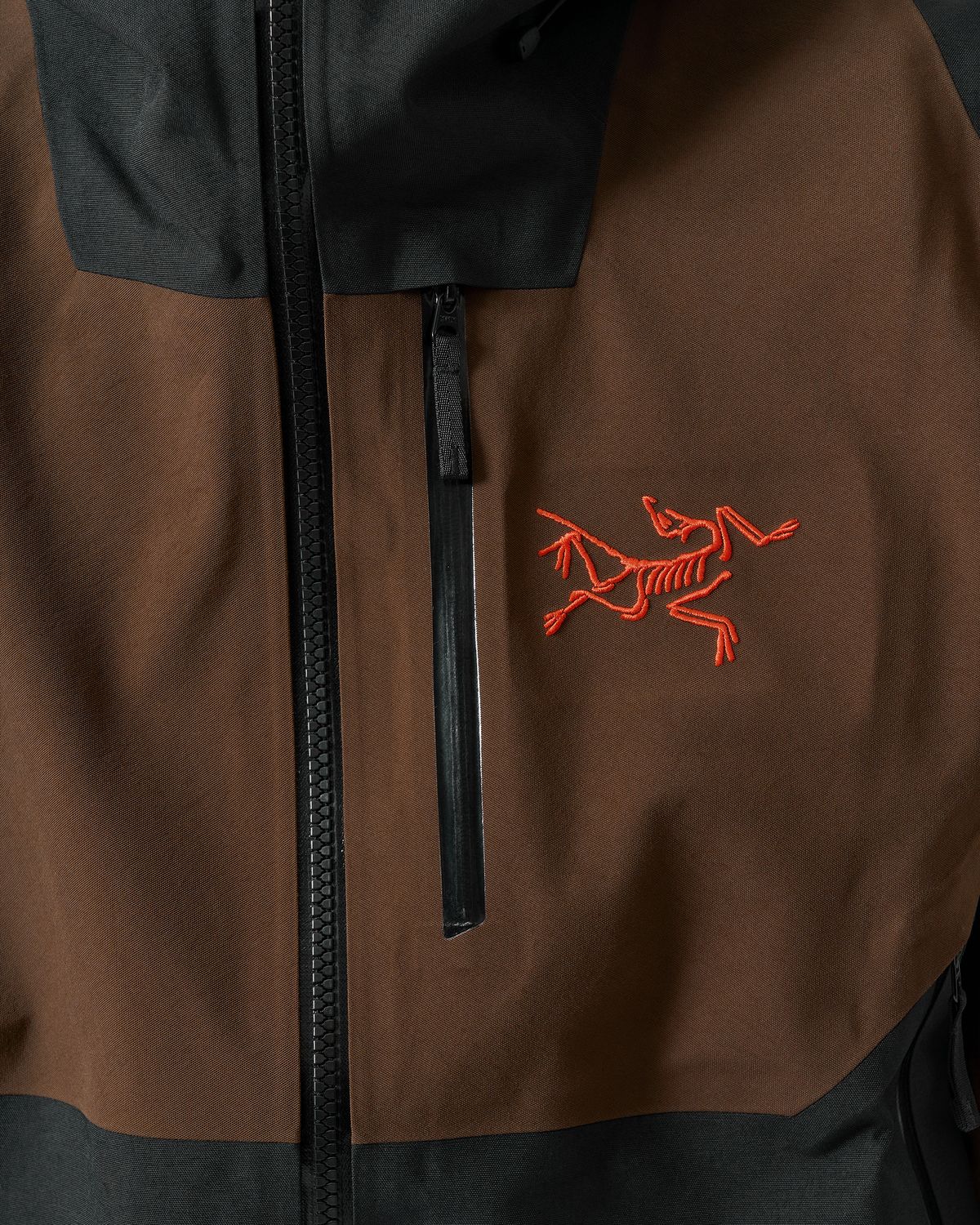 Vertical chest pocket