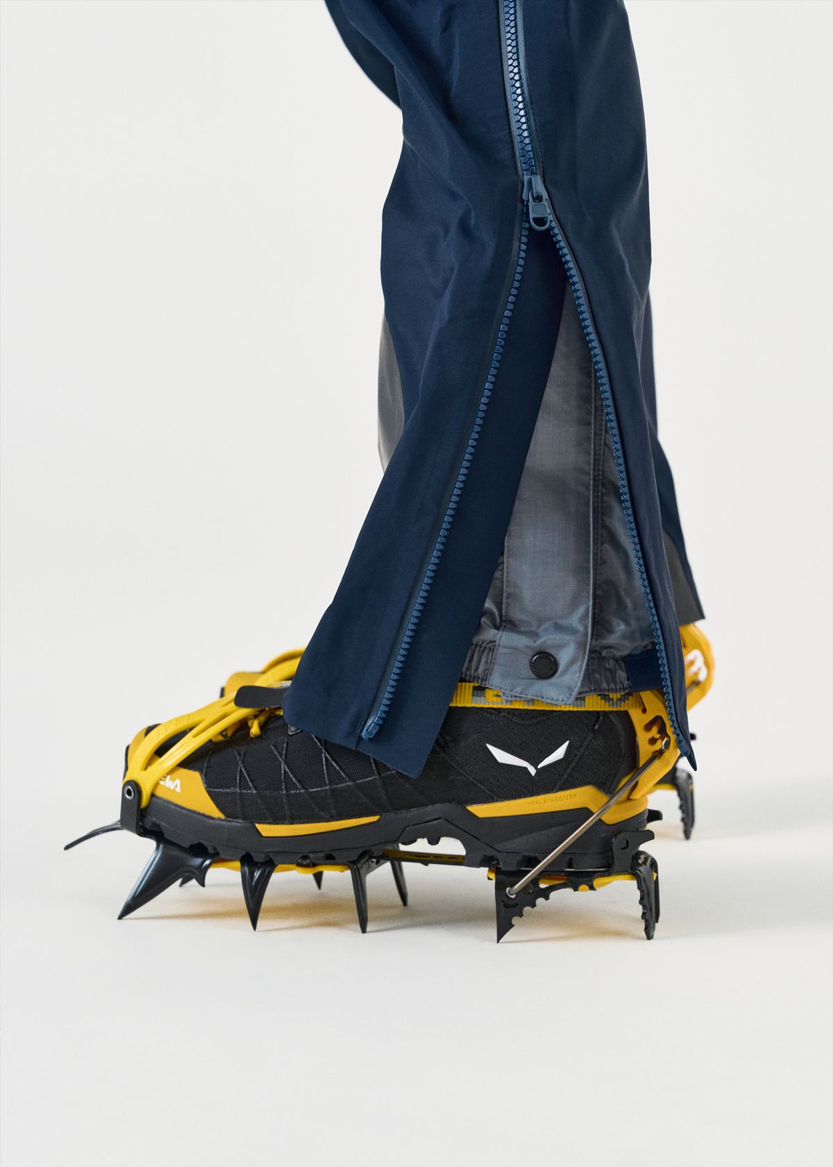  Full-length side zips 