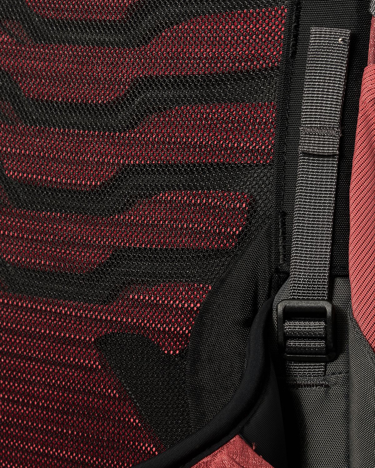 Adjustable torso length  