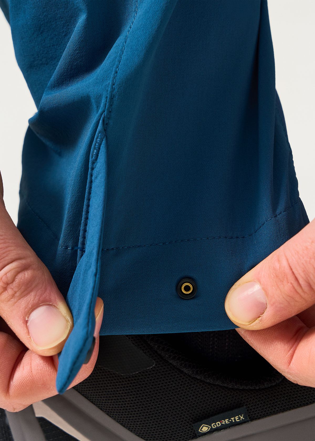 Snap adjustable cuffs