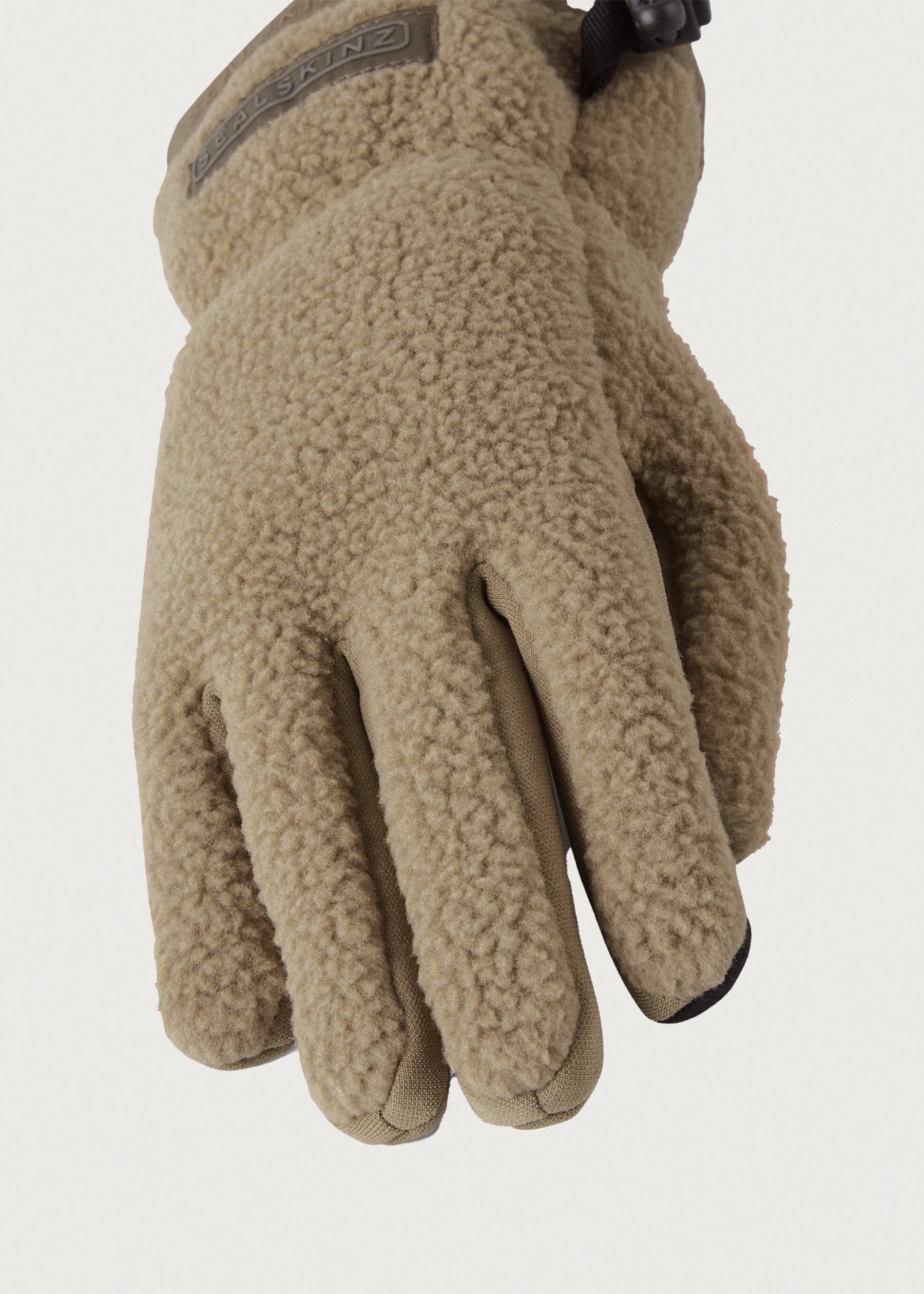Image - 3 - Hoveton Glove