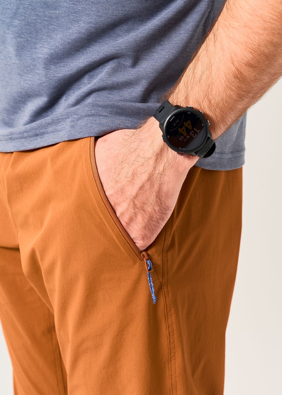 Zipped hand pockets