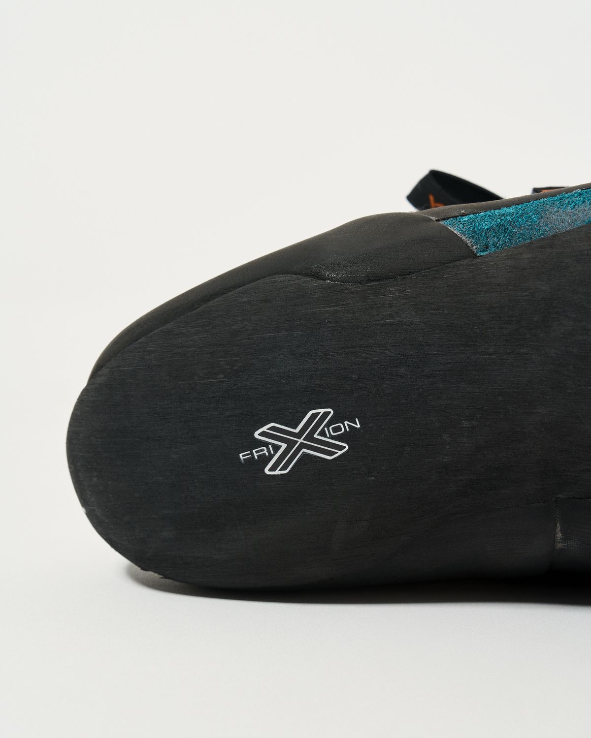 FriXion Black 4mm outsole