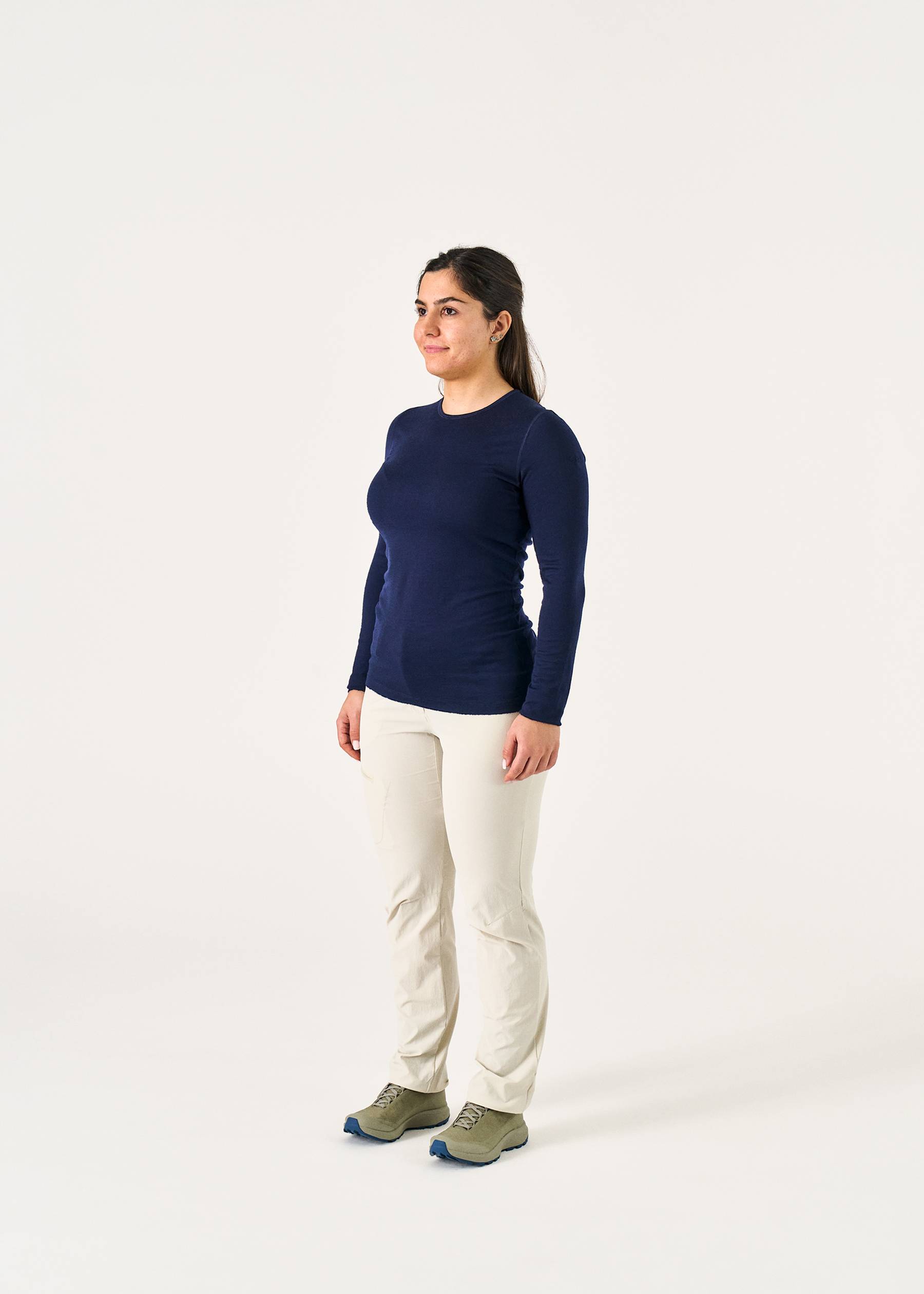Image - 2 - Bodyfit 200 Oasis Long Sleeved Crew