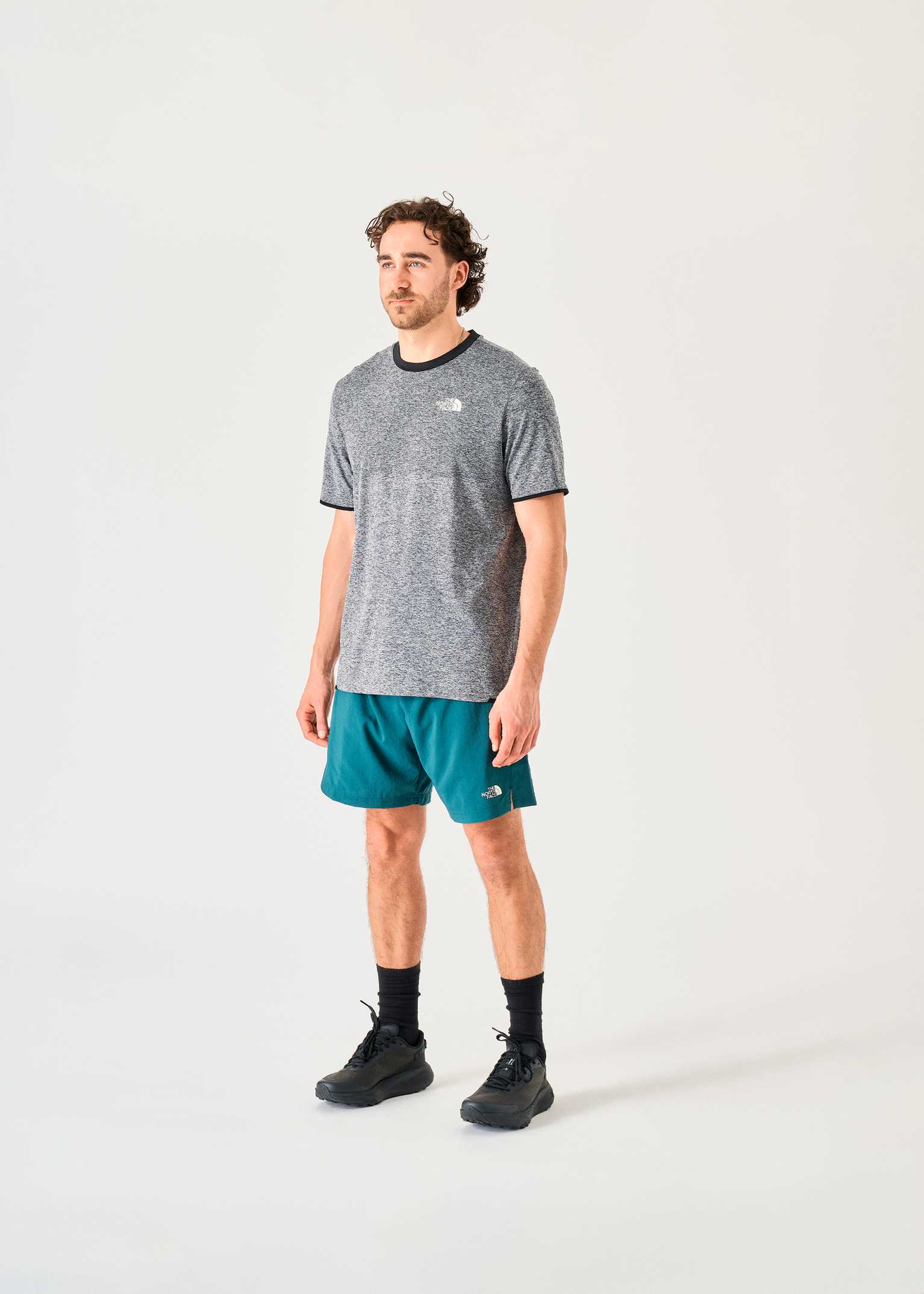 Tシャツ・カットソー The North Face Valday Tech T-Shirt The North Face Valday tech t-shirt | MONUMNTGYHTR