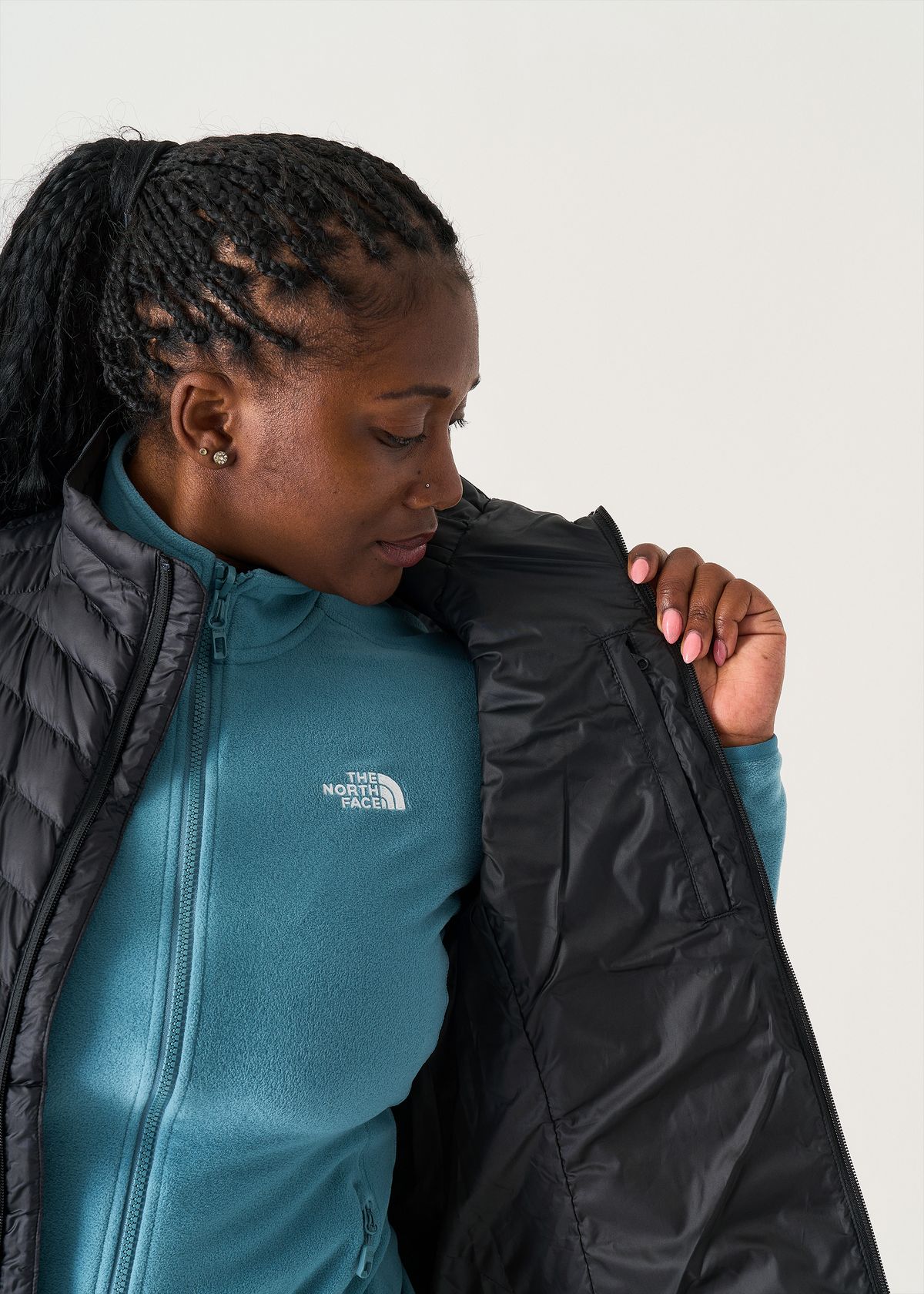 Internal chest pocket 